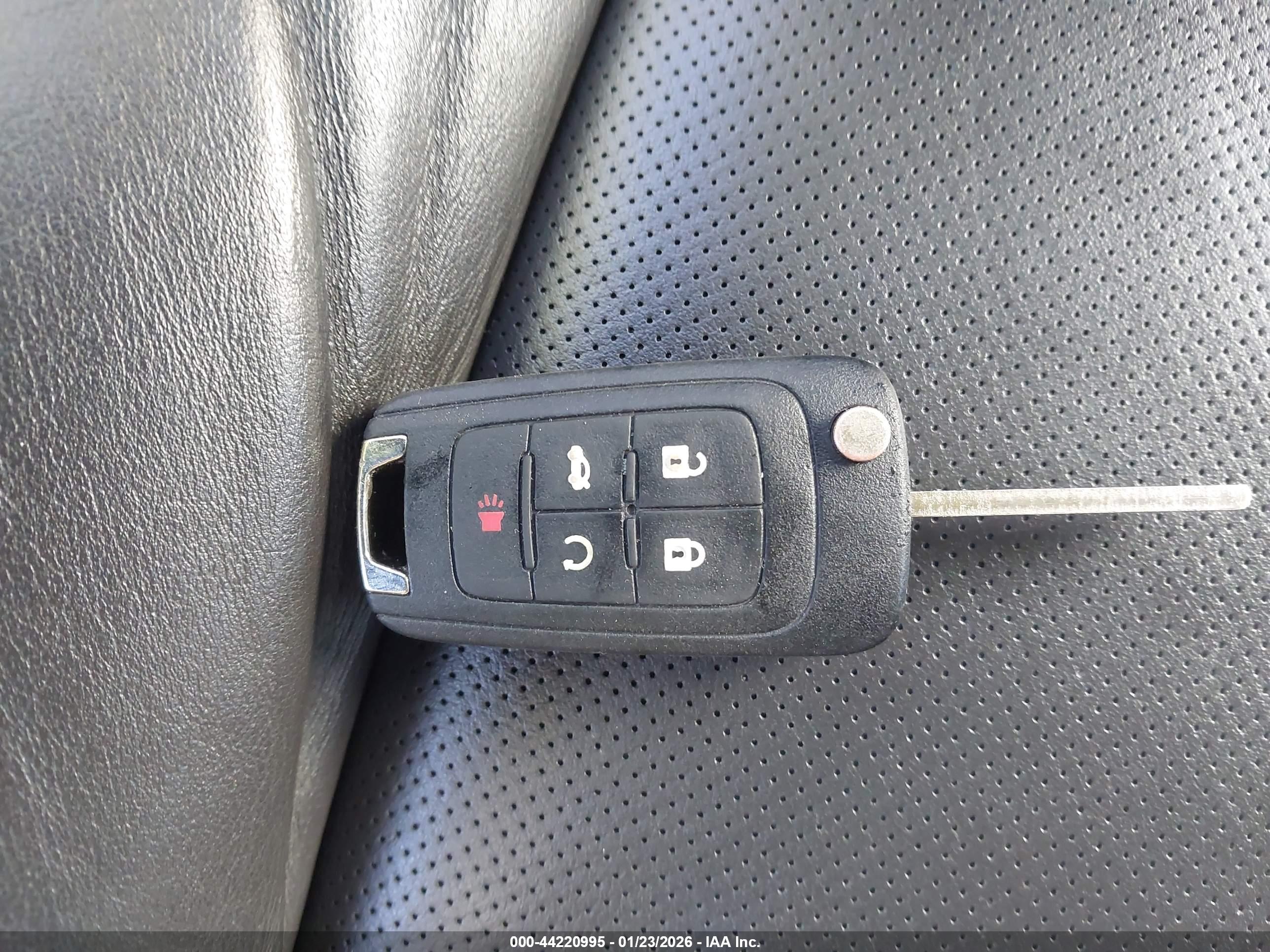GMC TERRAIN image 11