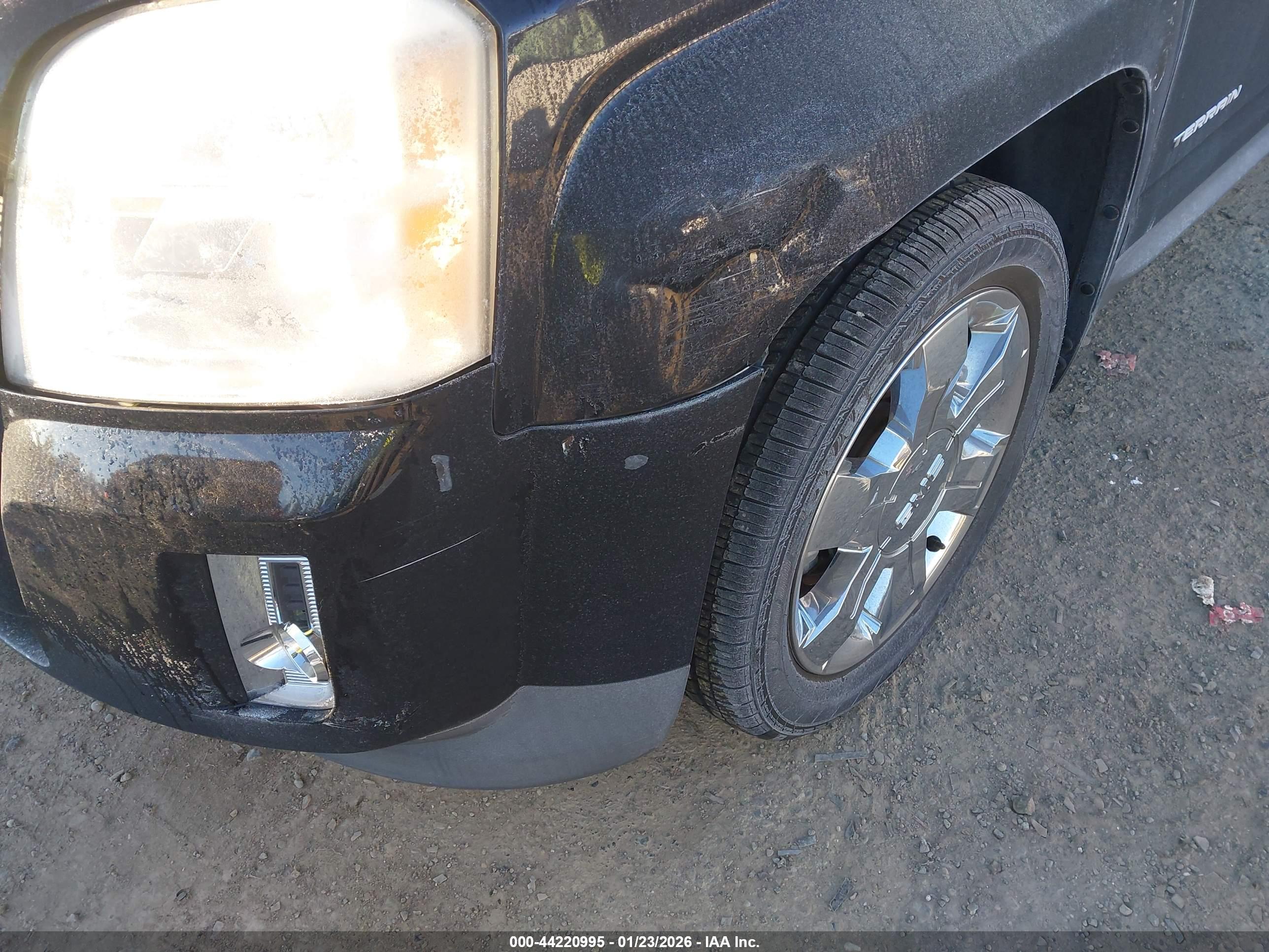 GMC TERRAIN image 6