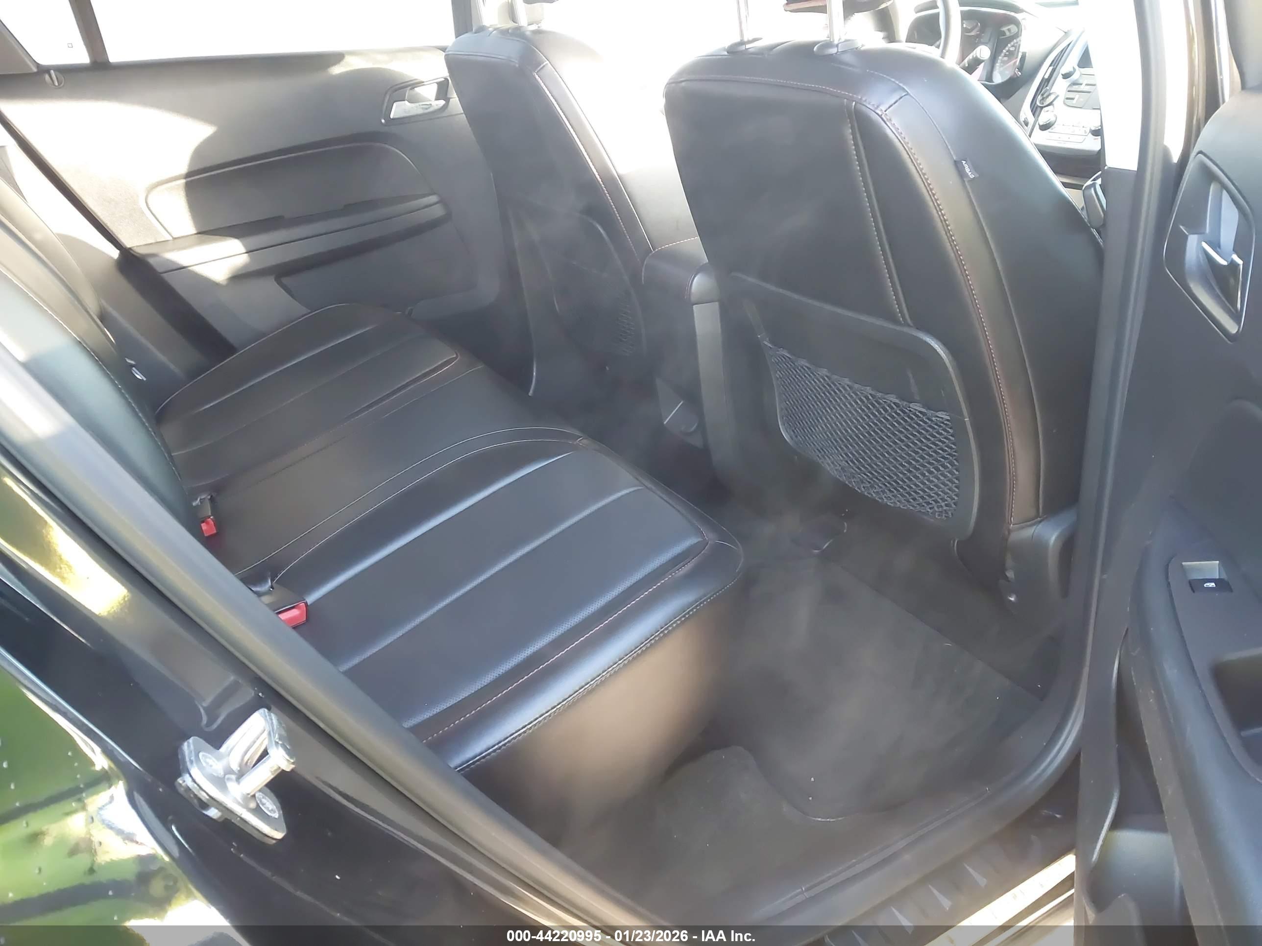 GMC TERRAIN image 8