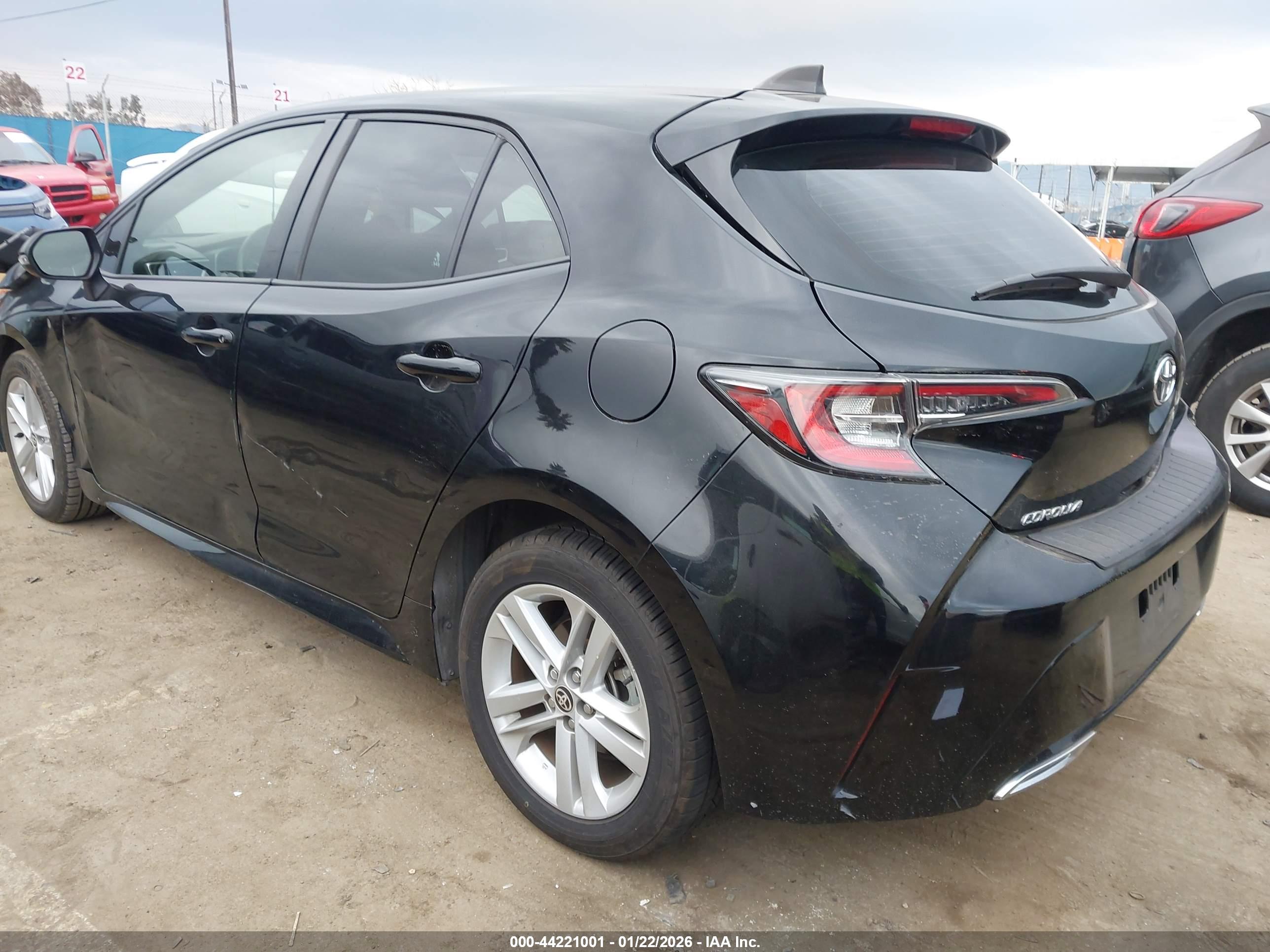TOYOTA COROLLA image 3