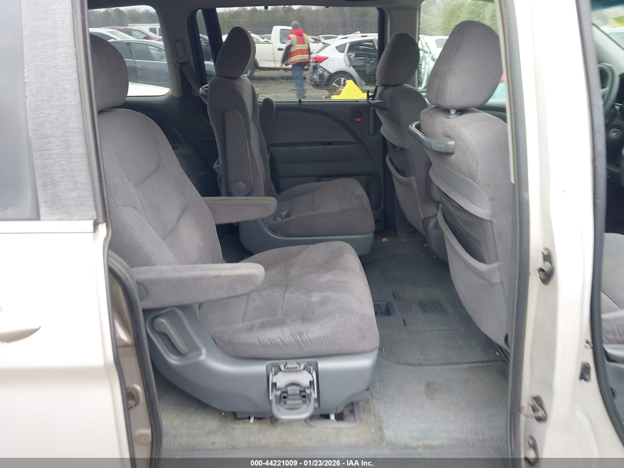 HONDA ODYSSEY image 8