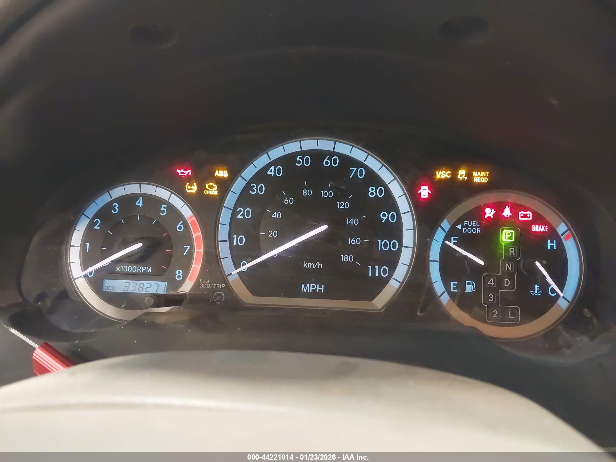 TOYOTA SIENNA image 7