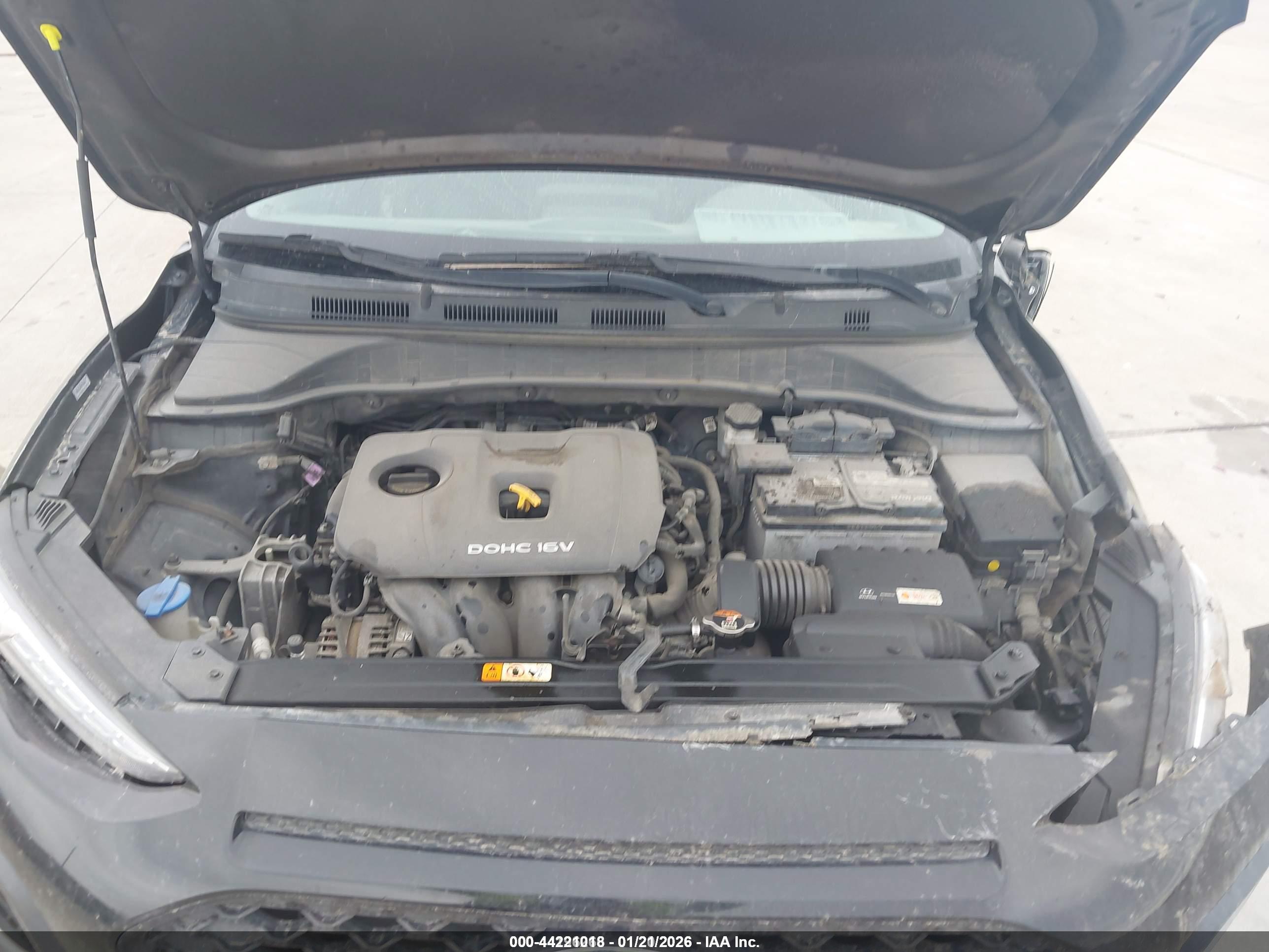 HYUNDAI KONA image 10