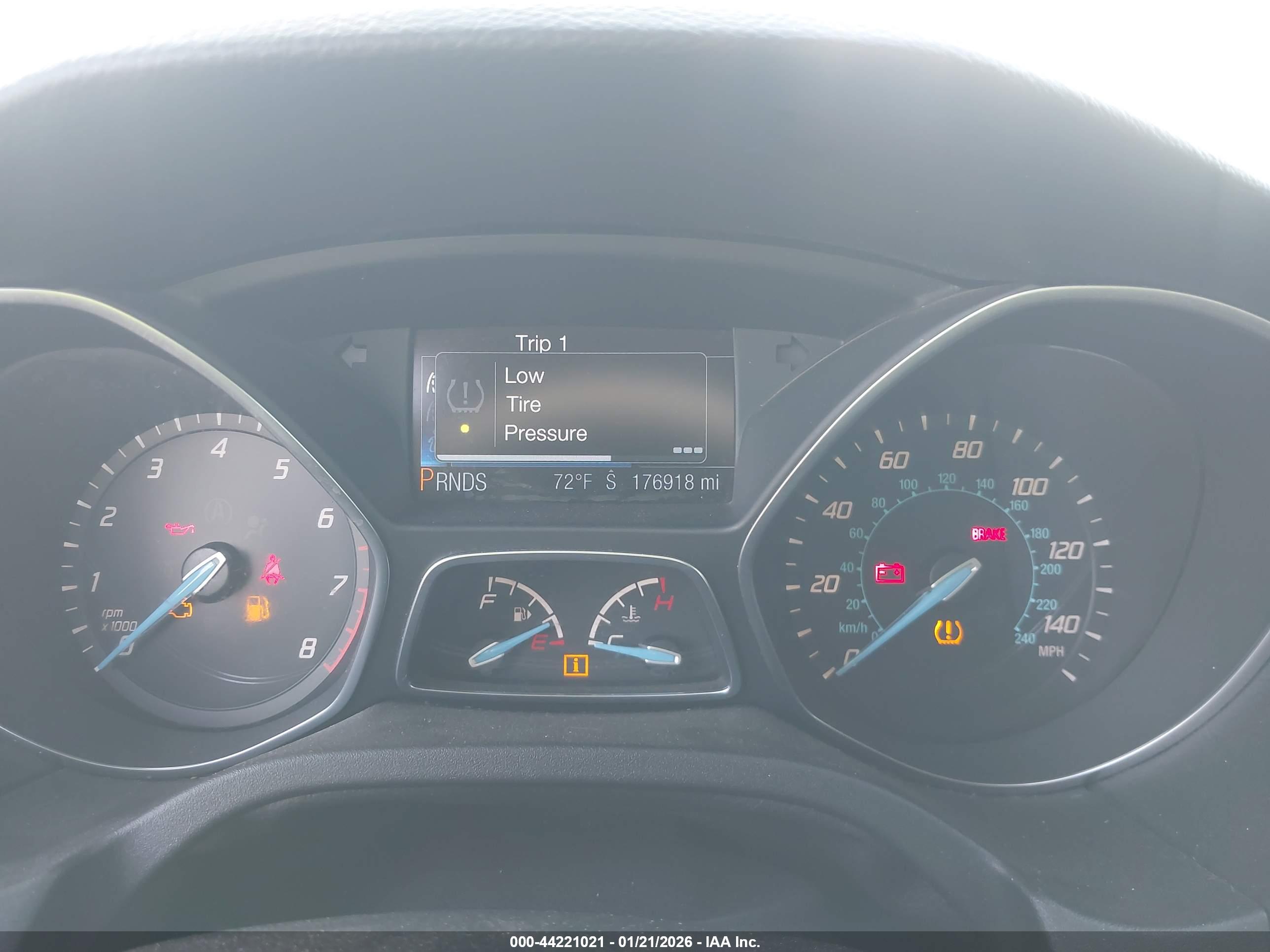 FORD FOCUS image 7