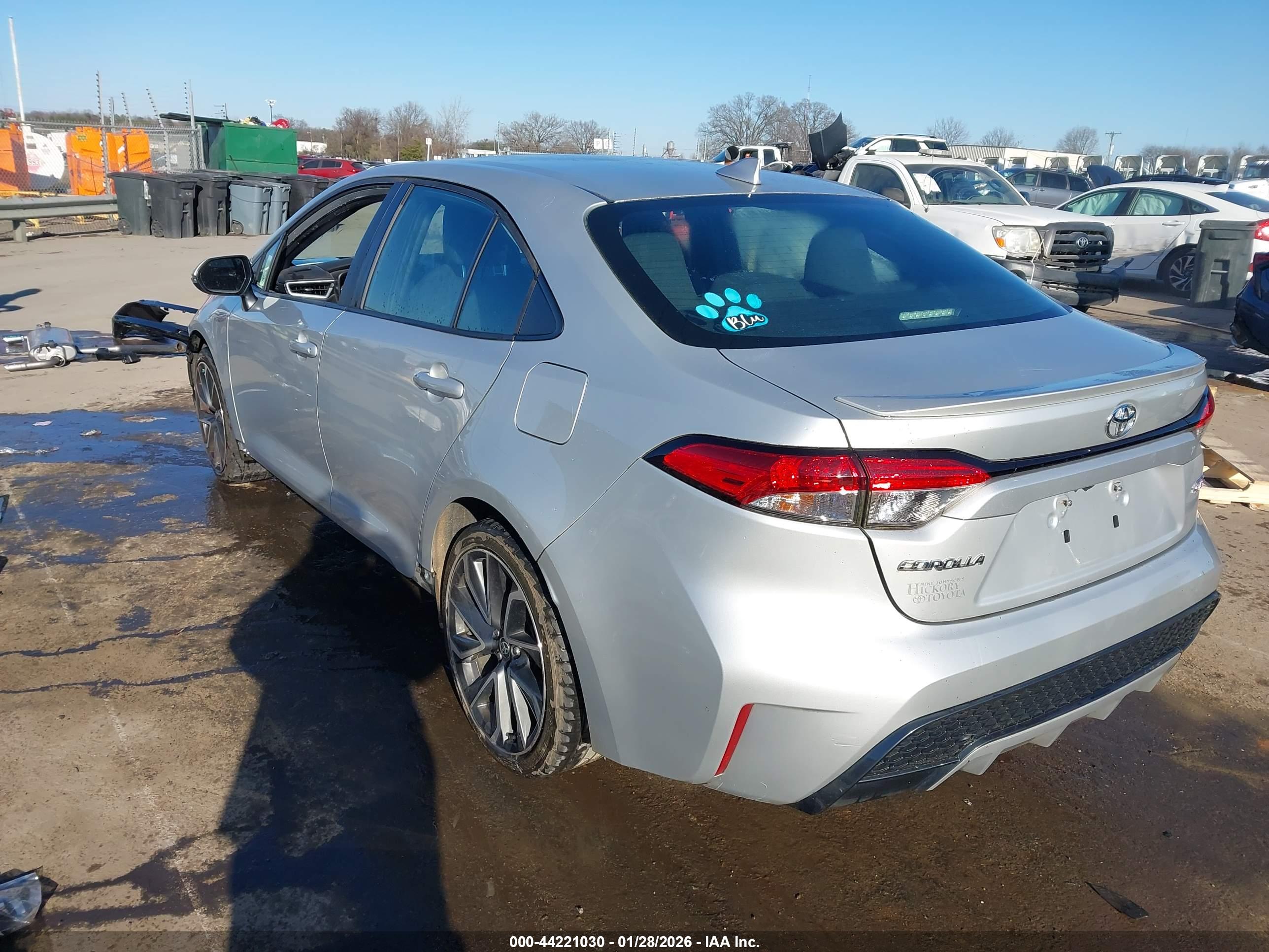 TOYOTA COROLLA image 3