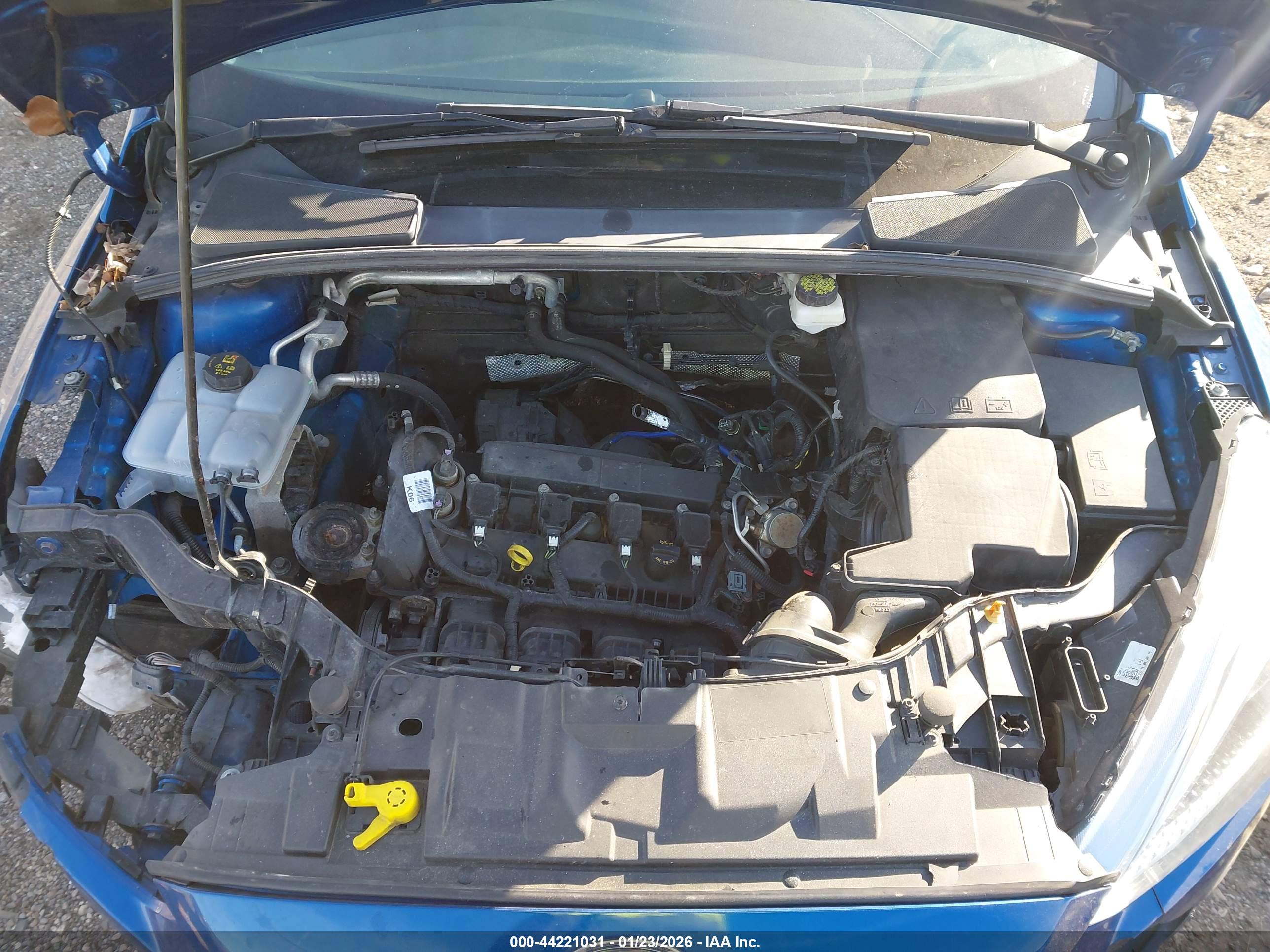 FORD FOCUS image 10
