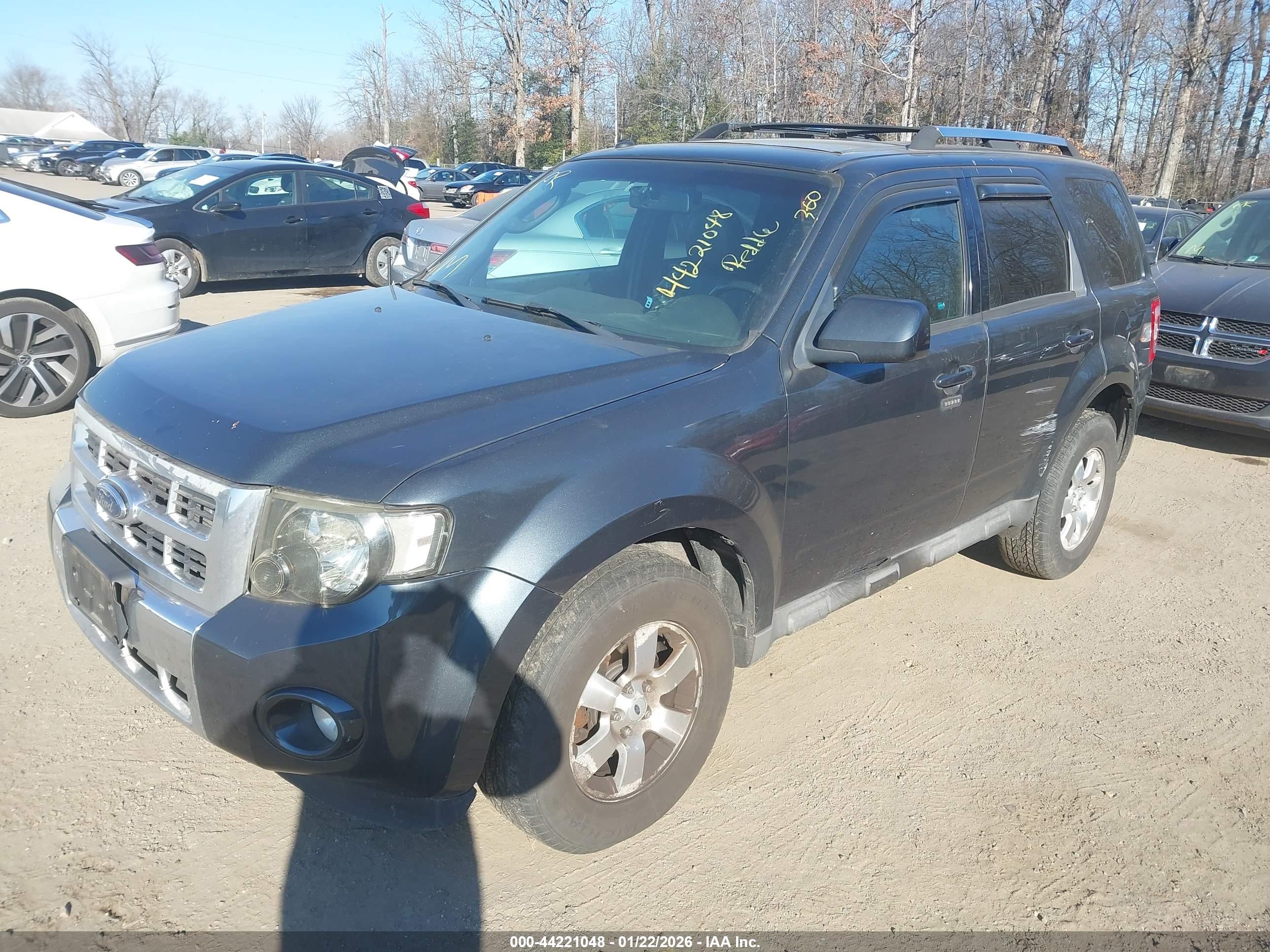 FORD ESCAPE image 2