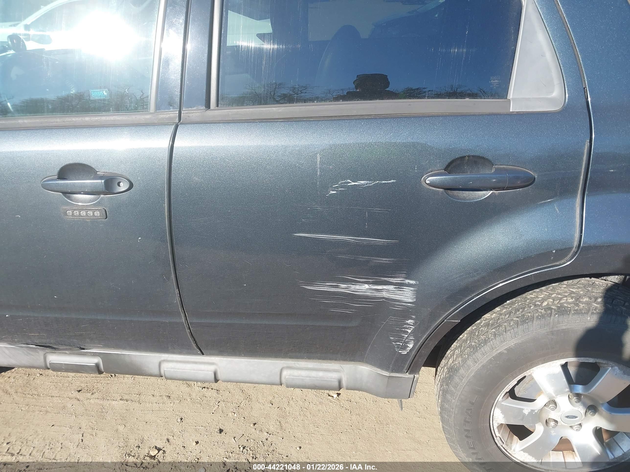 FORD ESCAPE image 6