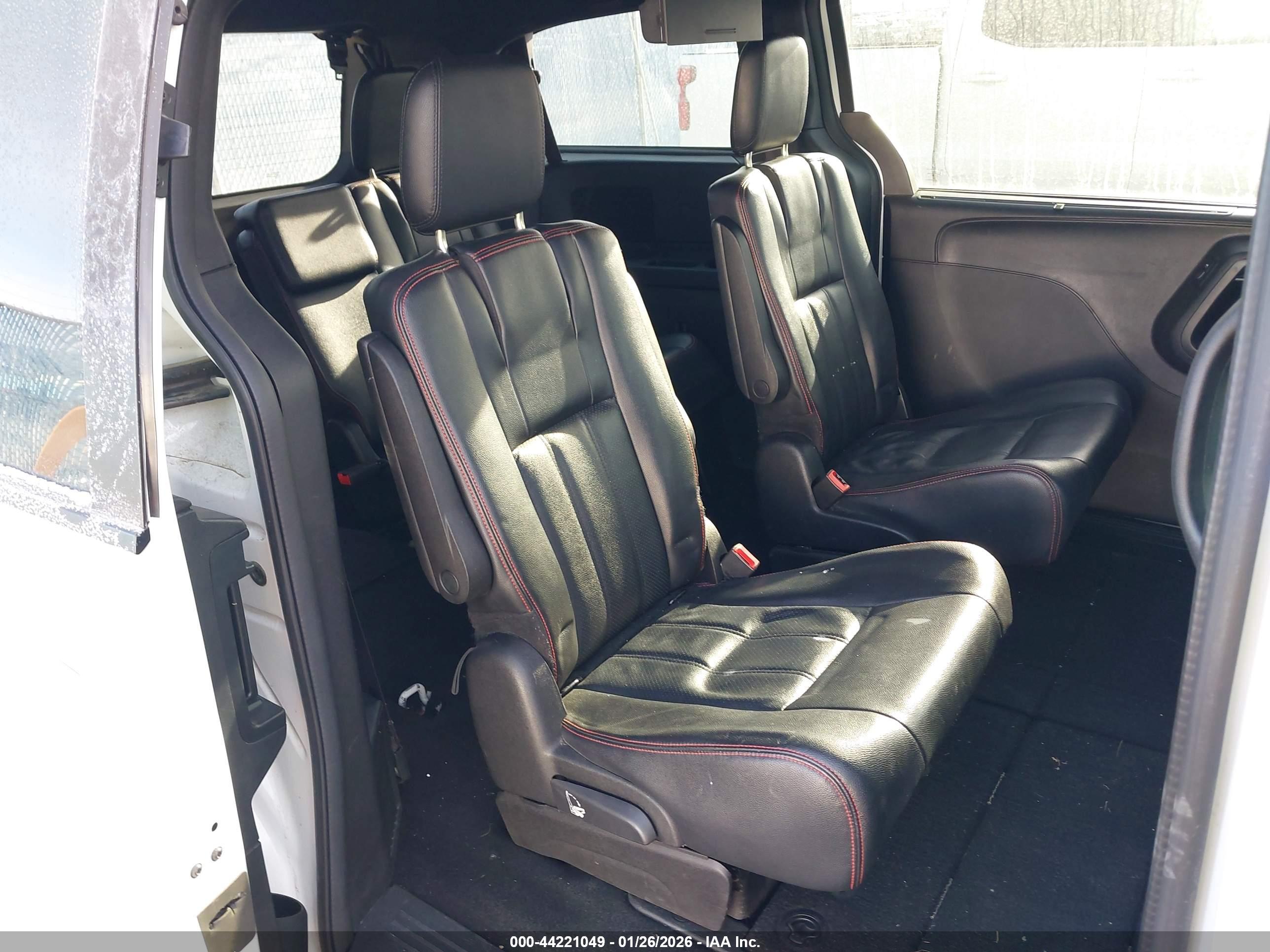 DODGE GRAND image 8