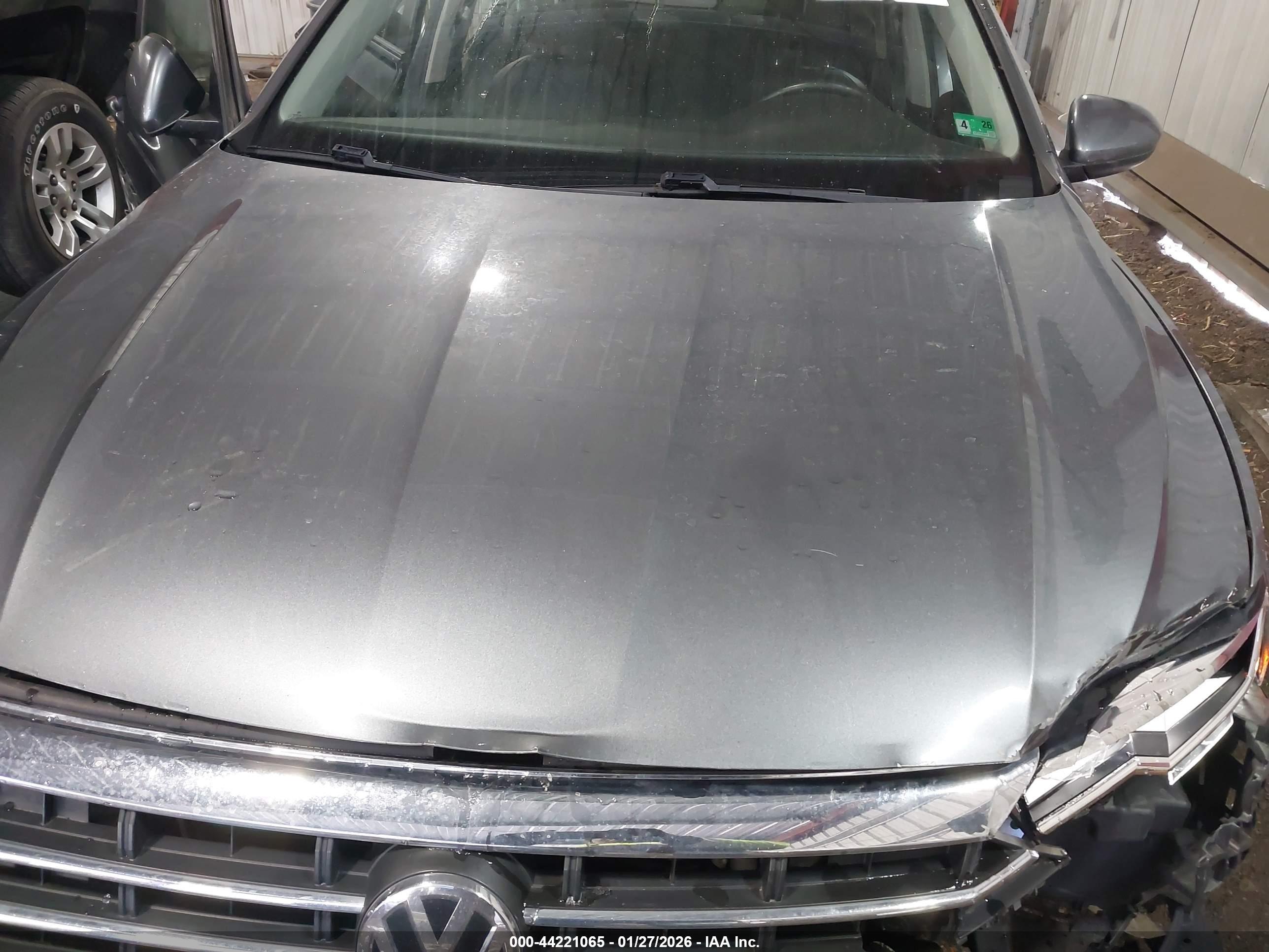 VOLKSWAGEN JETTA image 10