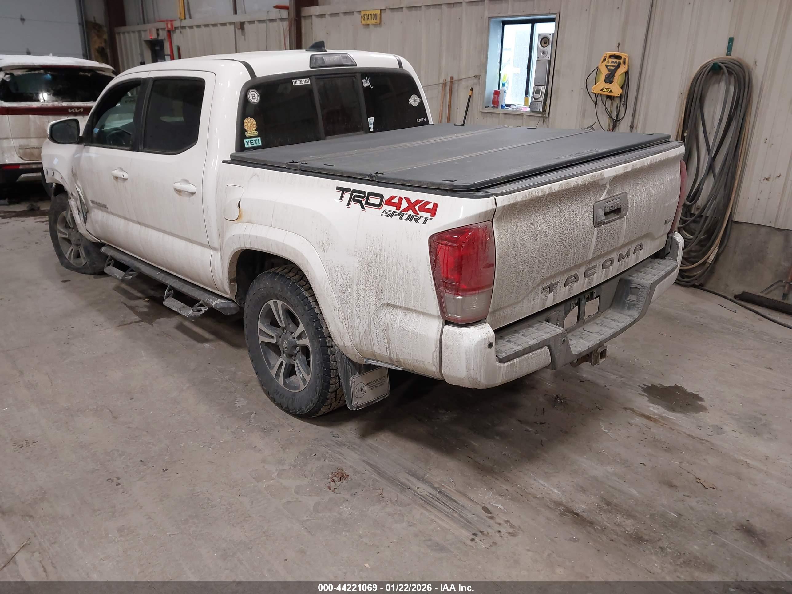 TOYOTA TACOMA image 3