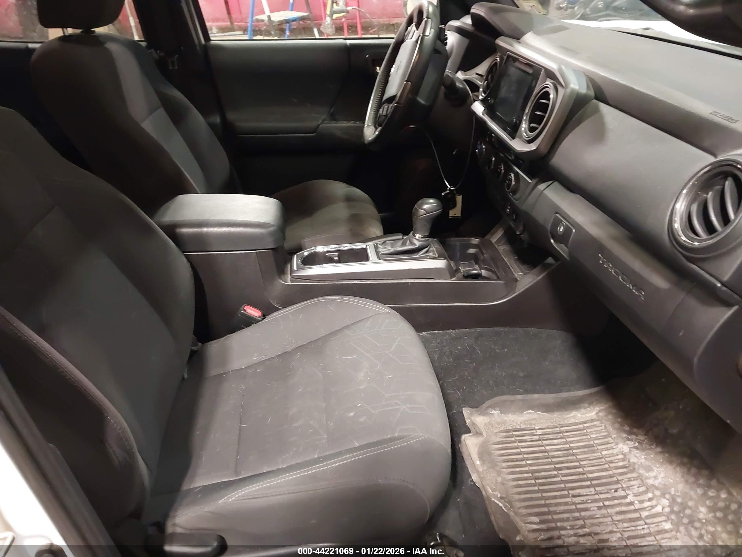 TOYOTA TACOMA image 5