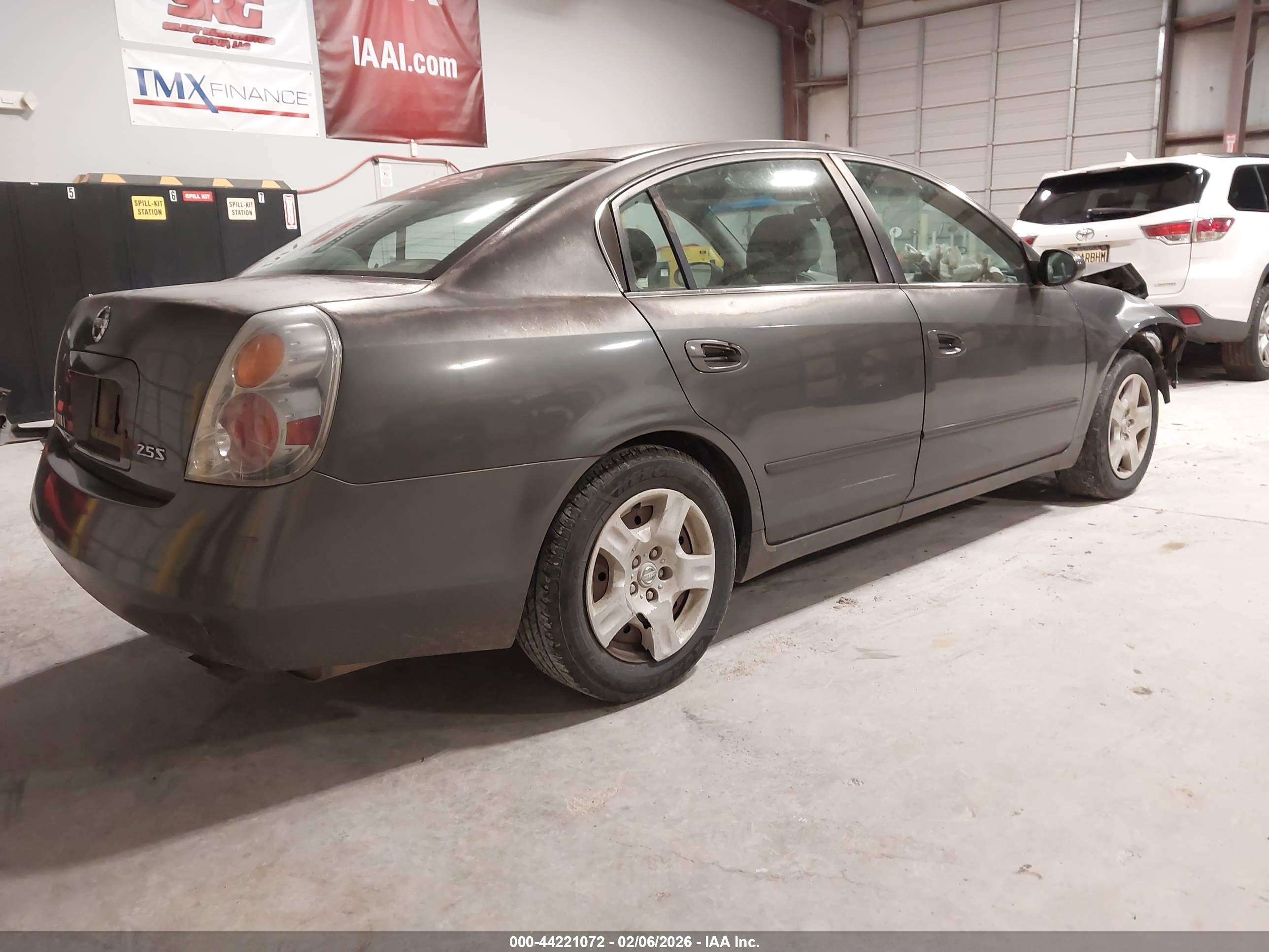 NISSAN ALTIMA image 4