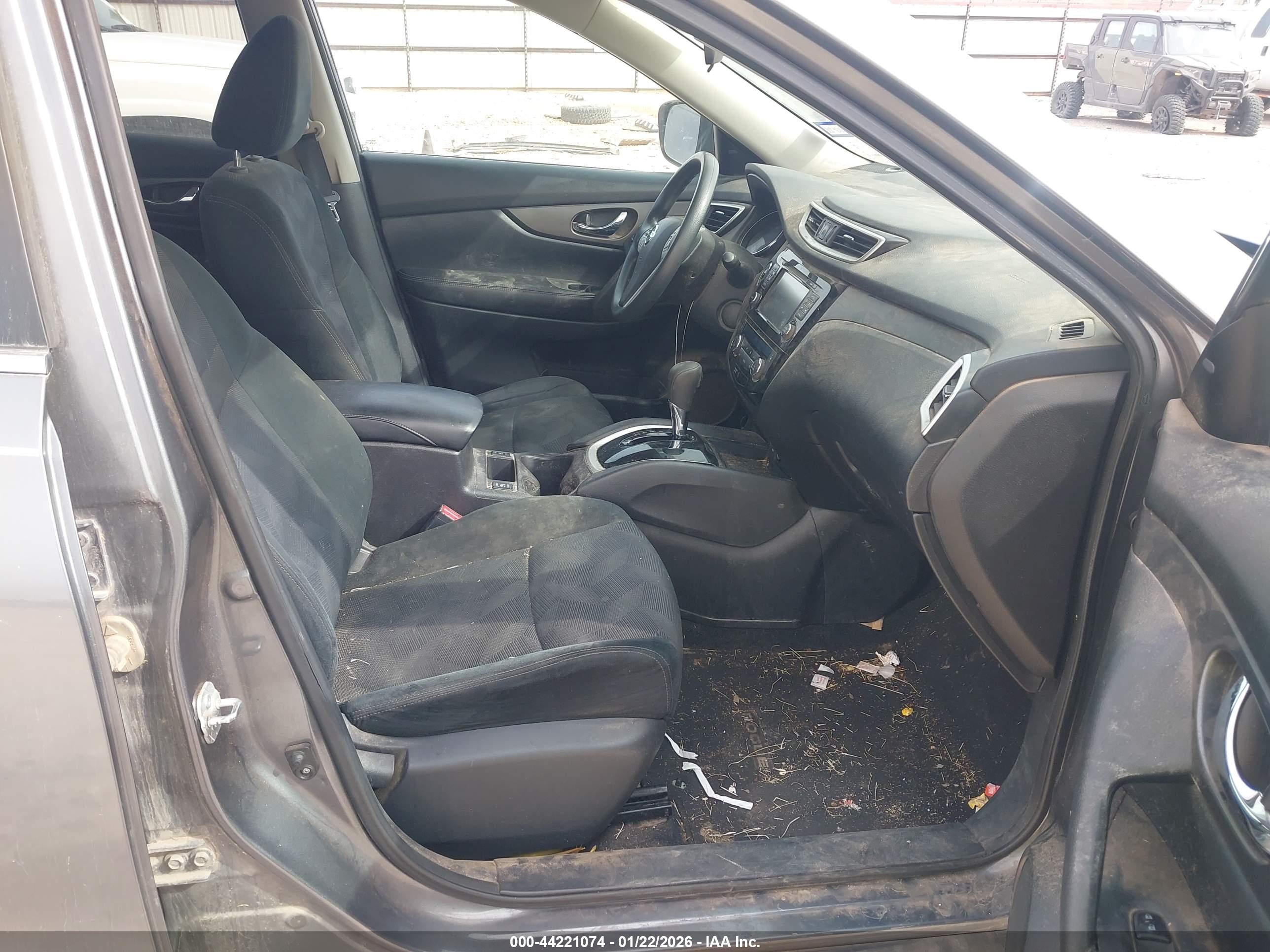 NISSAN ROGUE image 5