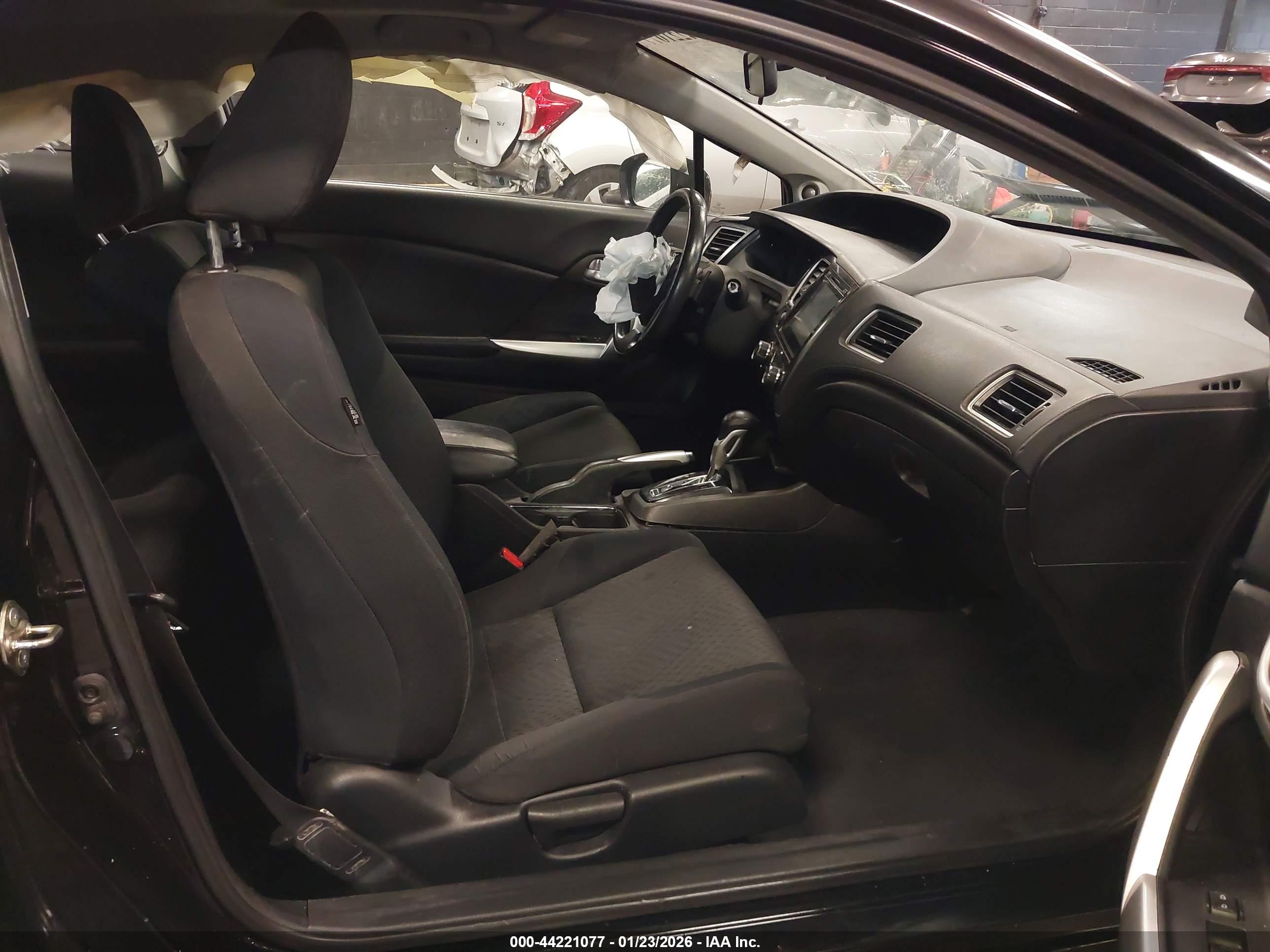 HONDA CIVIC image 5