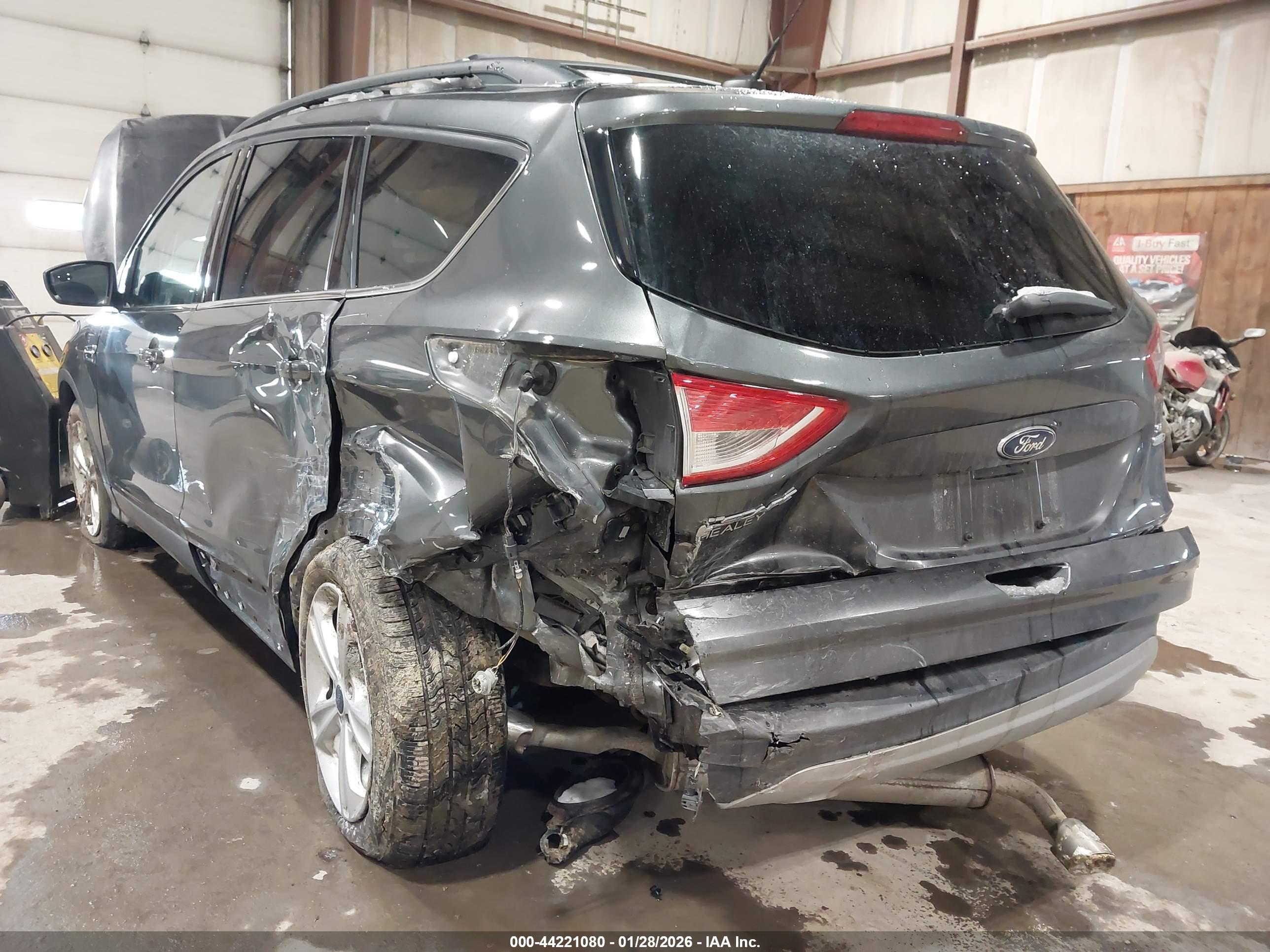 FORD ESCAPE image 6