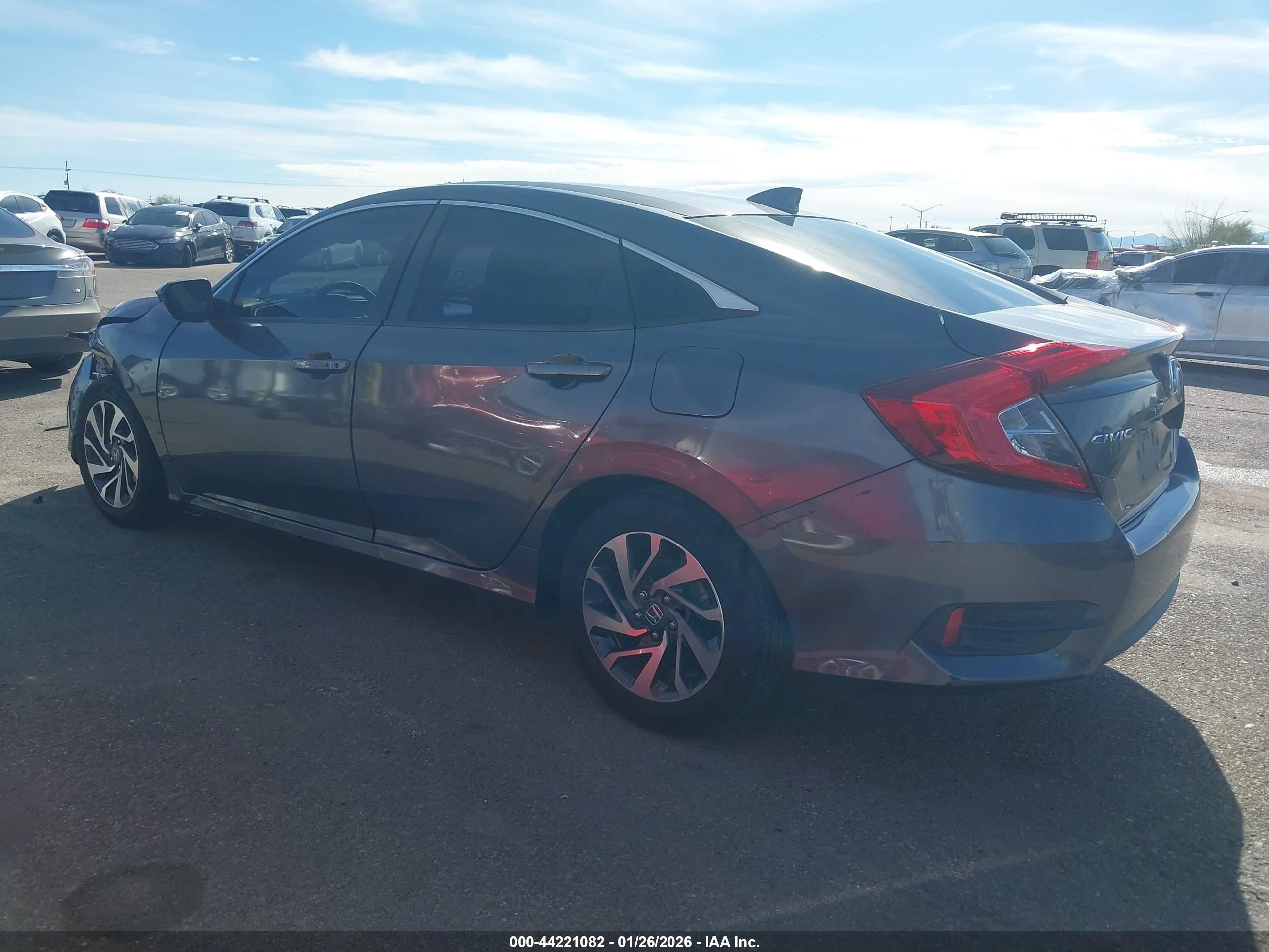 HONDA CIVIC image 3