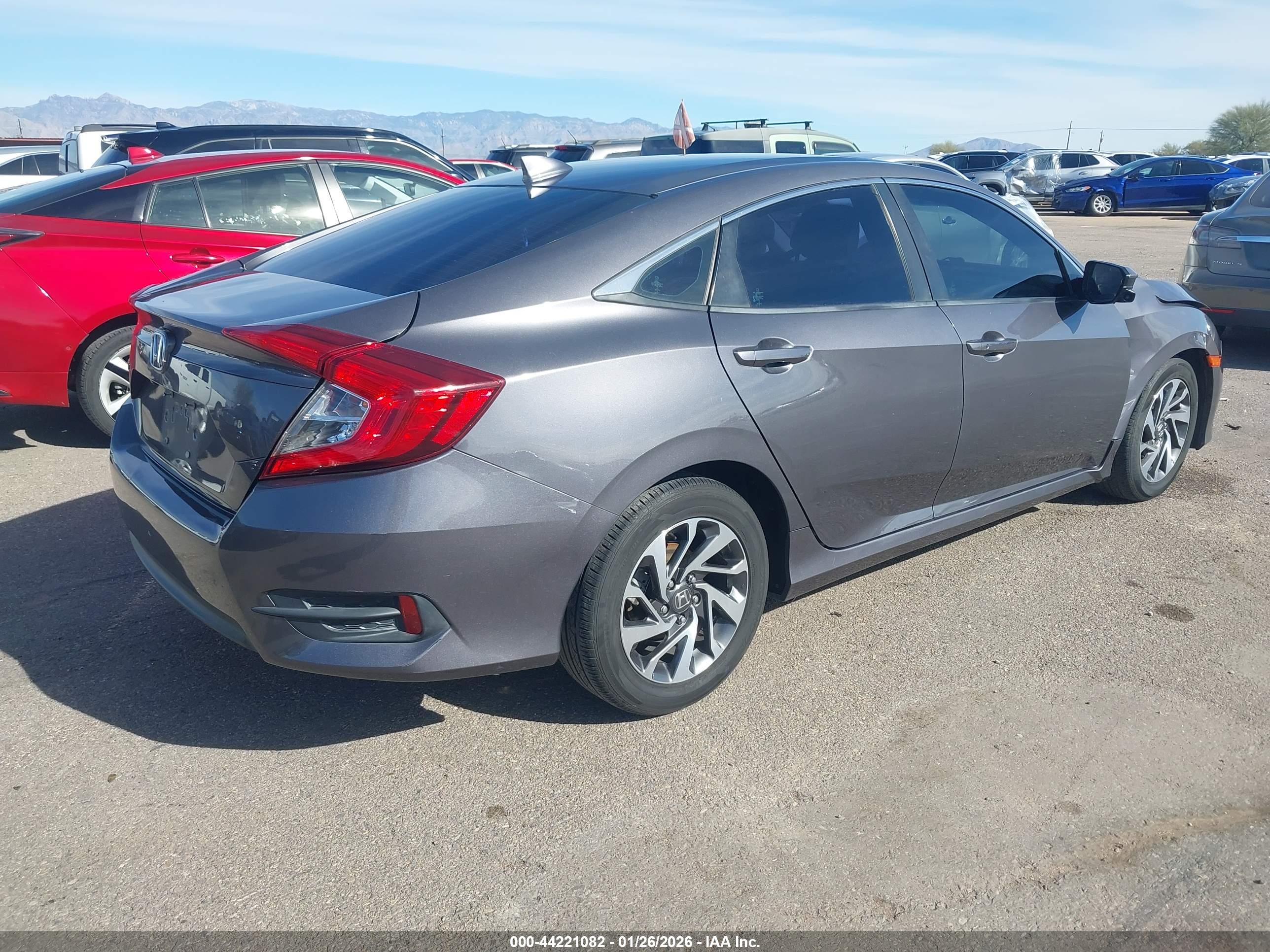 HONDA CIVIC image 4