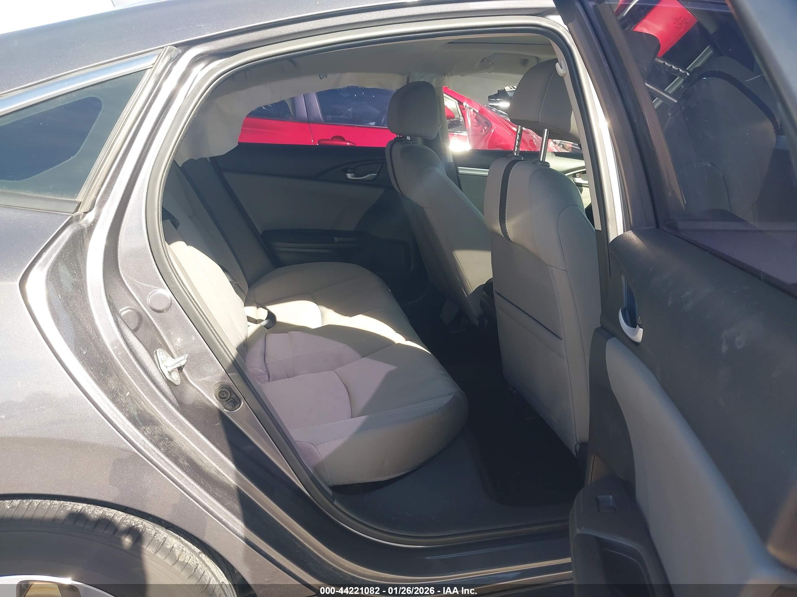HONDA CIVIC image 8