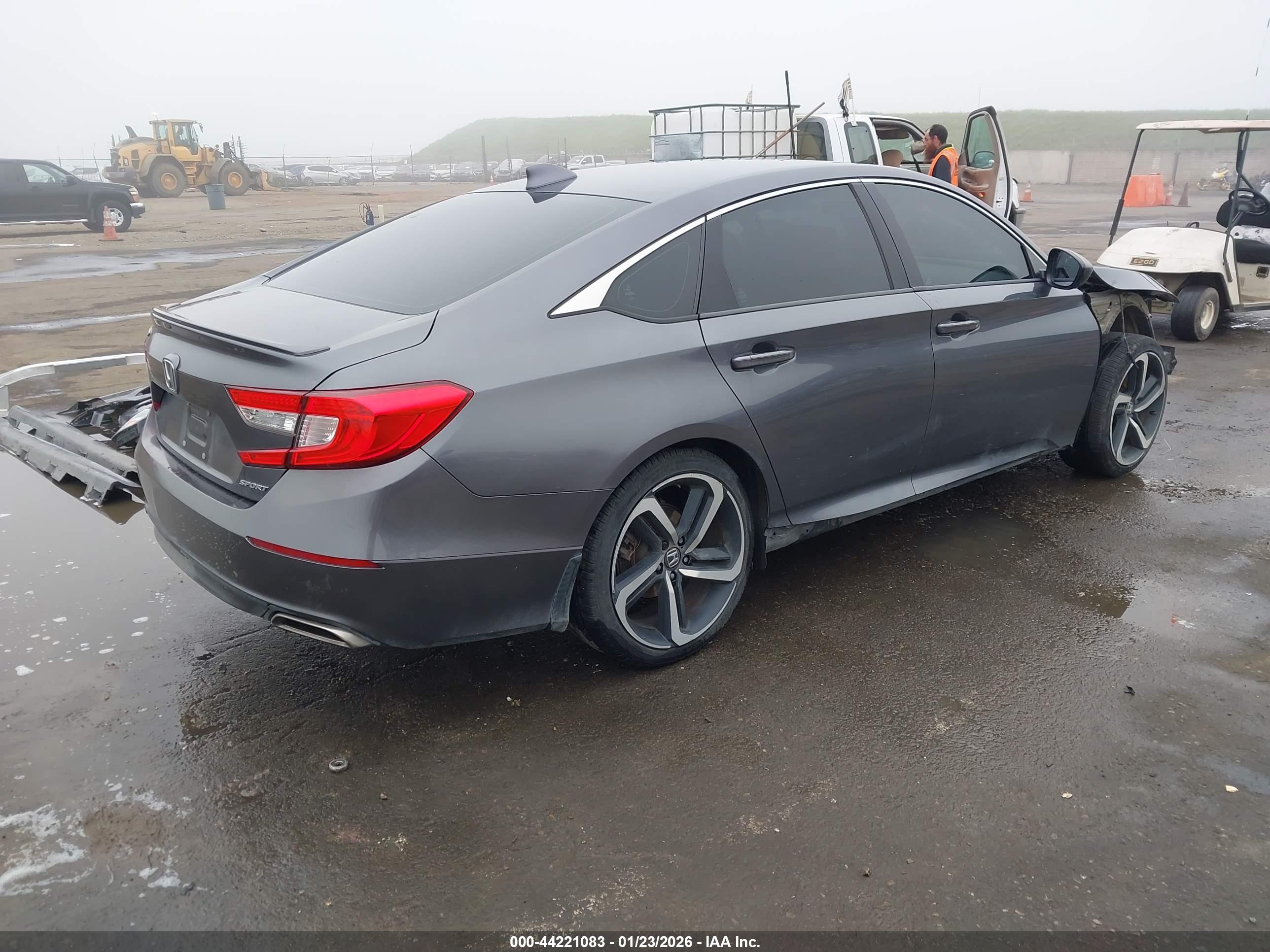 HONDA ACCORD image 4