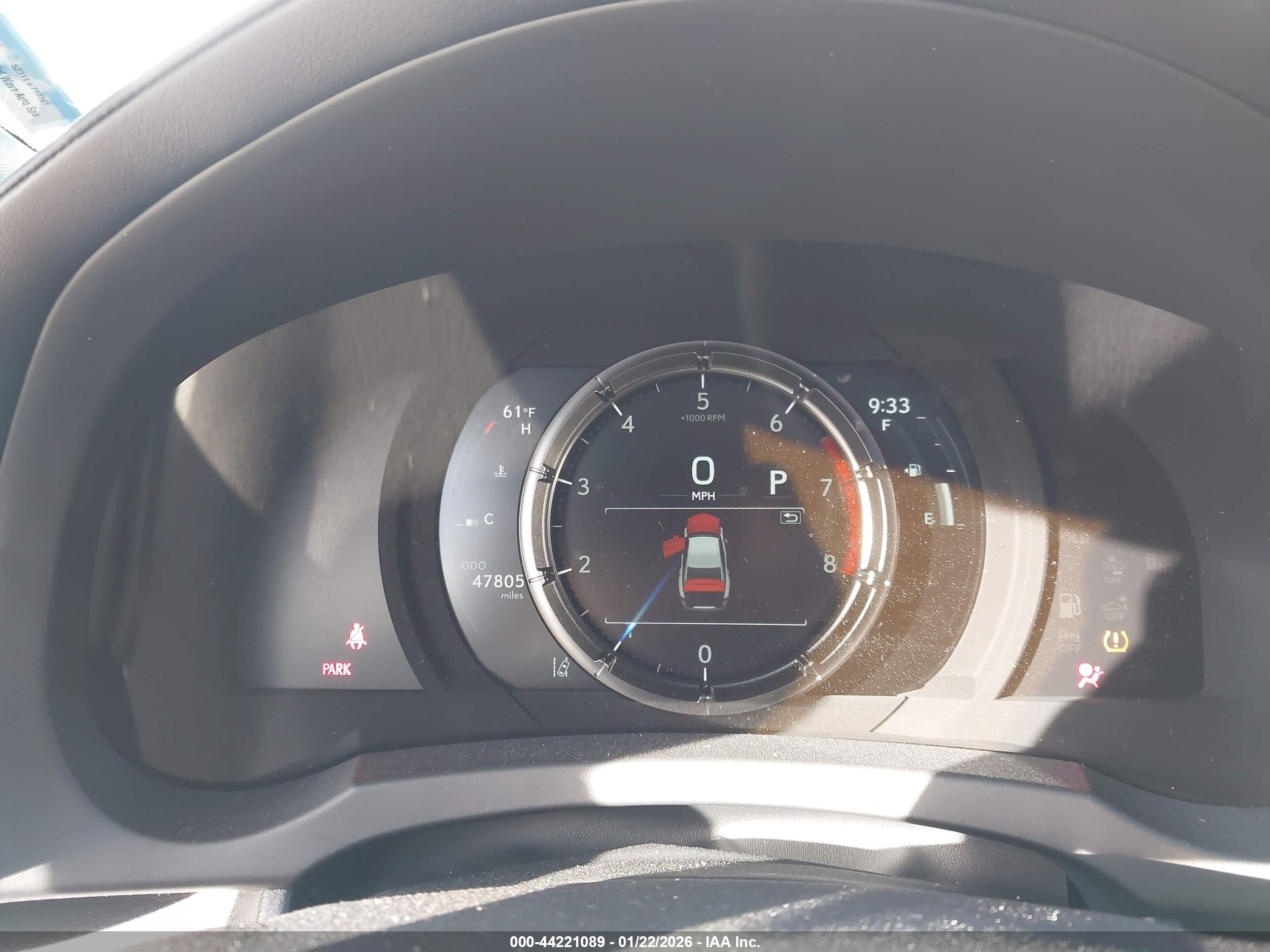 LEXUS IS image 7