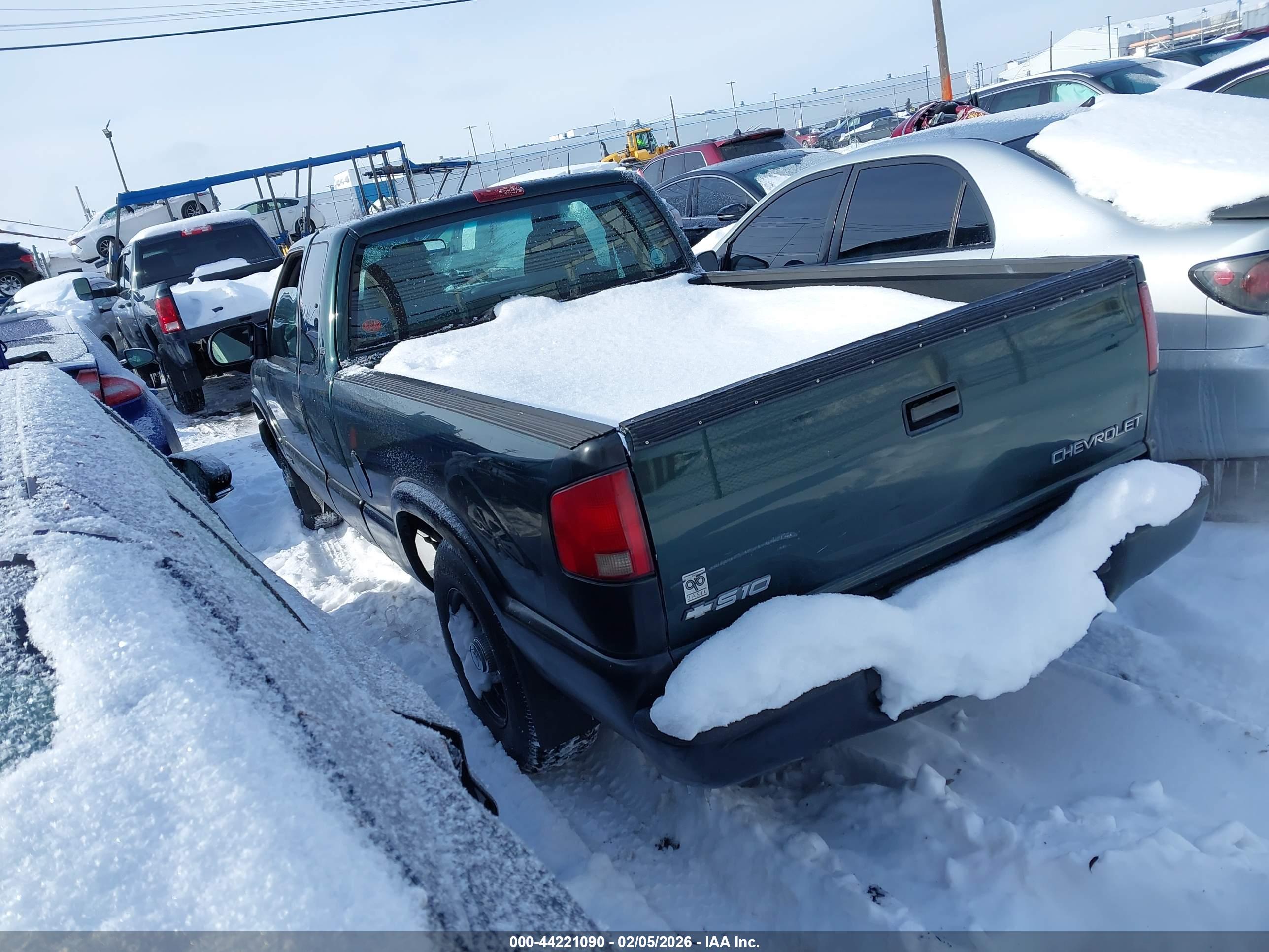 CHEVROLET S image 3