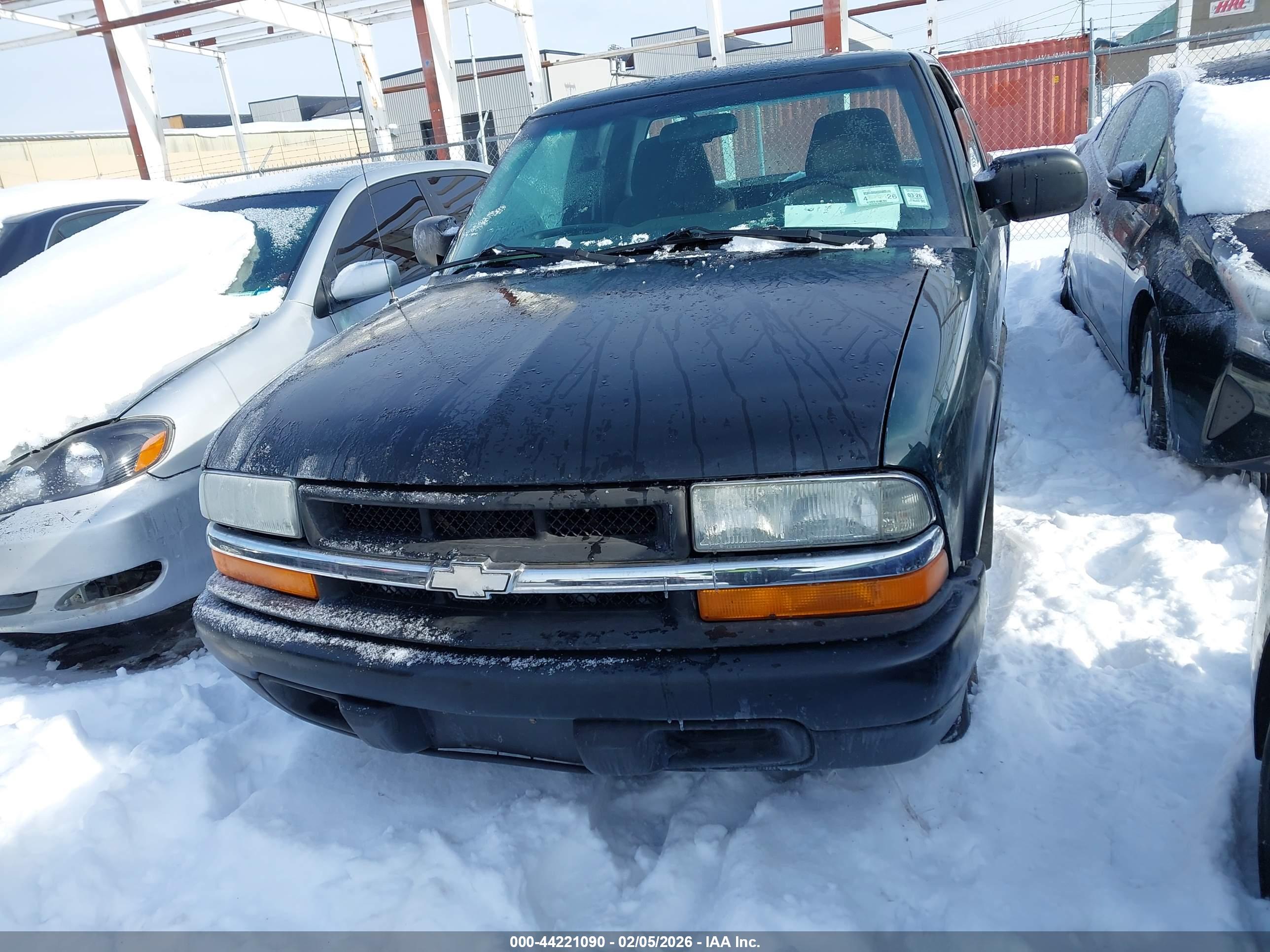 CHEVROLET S image 6