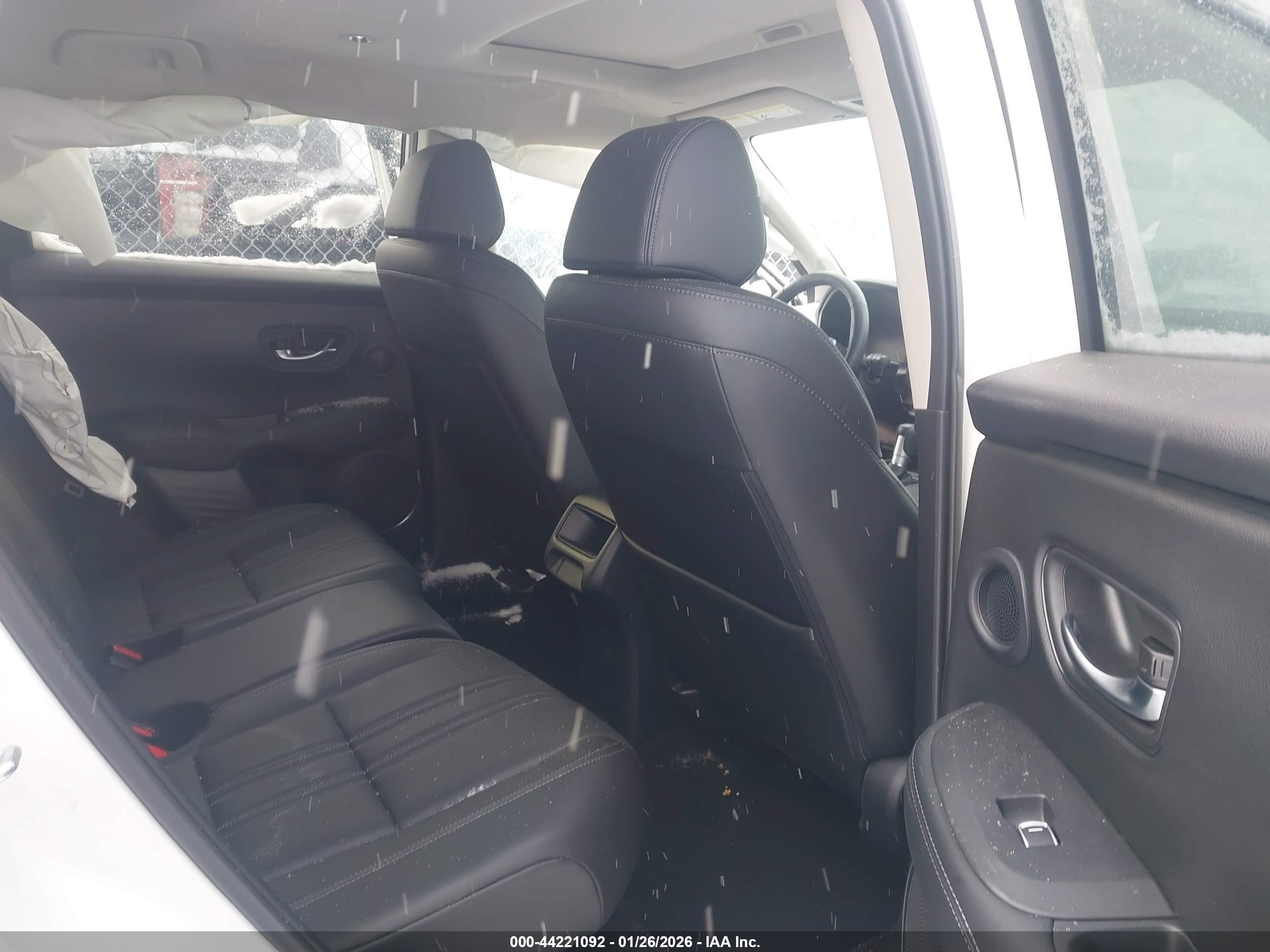 HONDA HR-V image 8