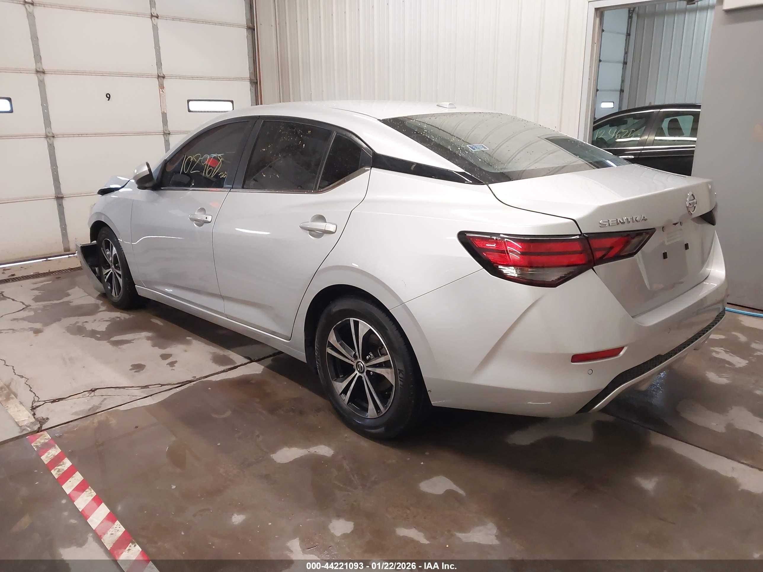 NISSAN SENTRA image 3