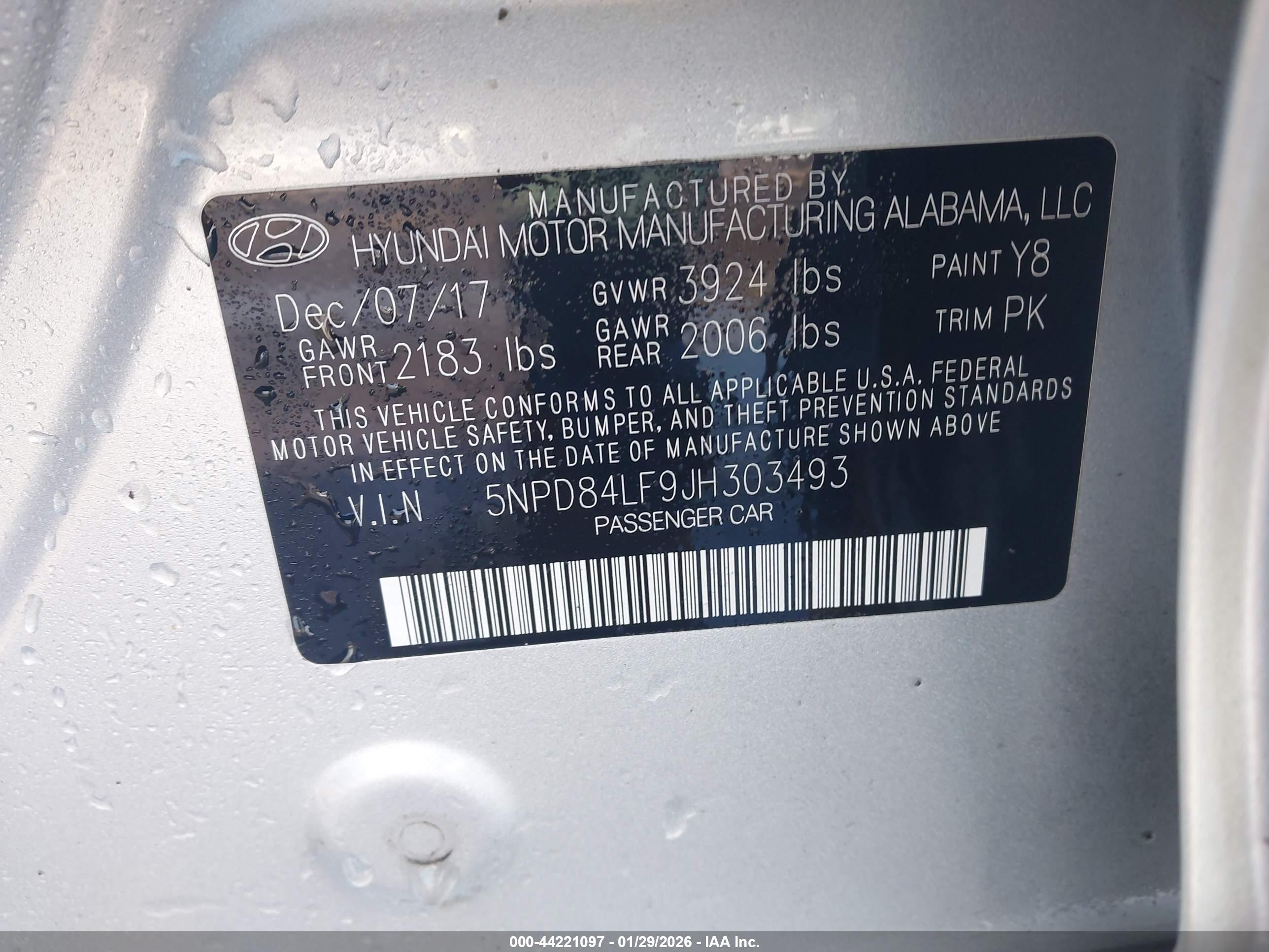 HYUNDAI ELANTRA image 9