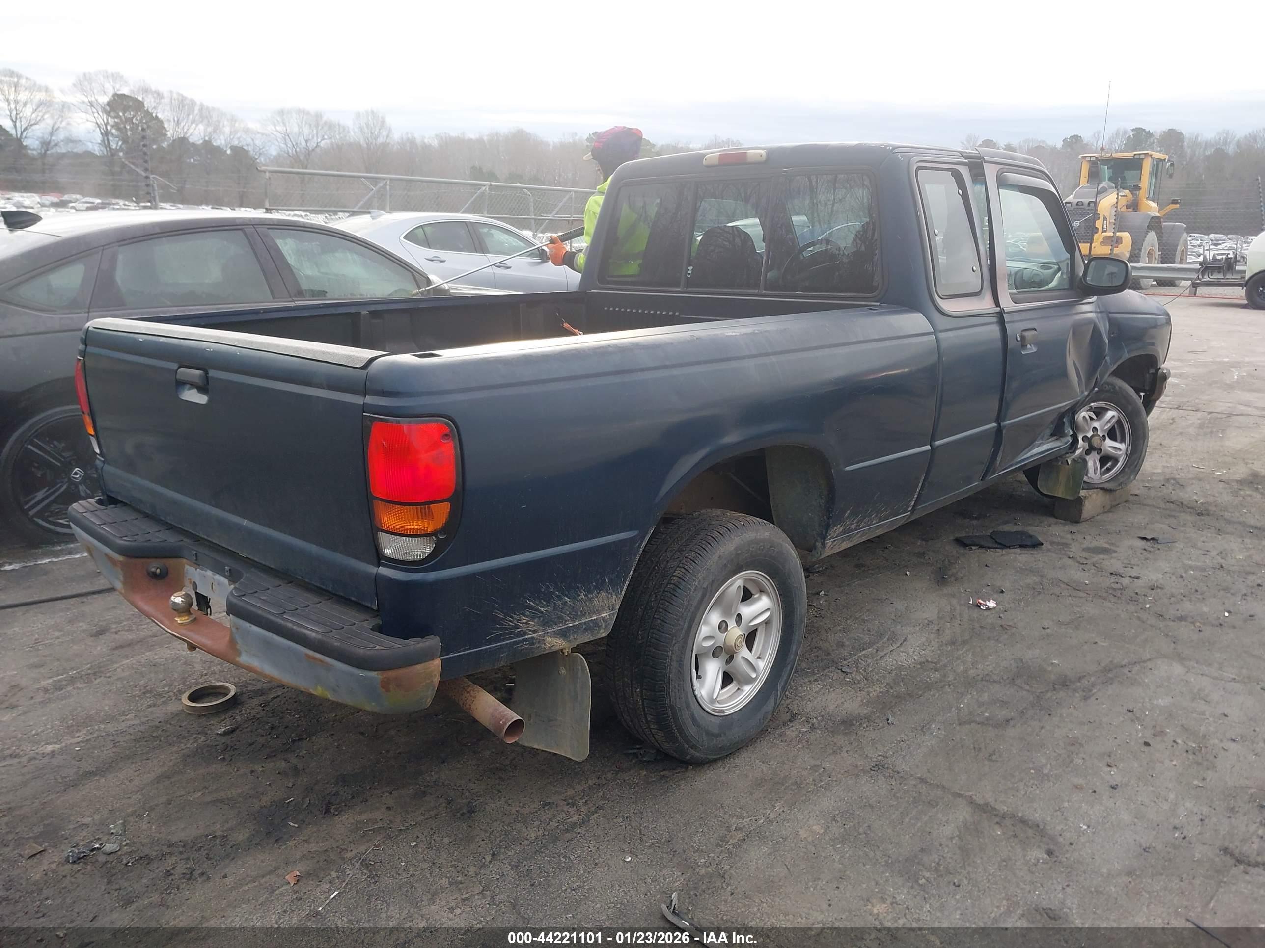 MAZDA B2300 image 4