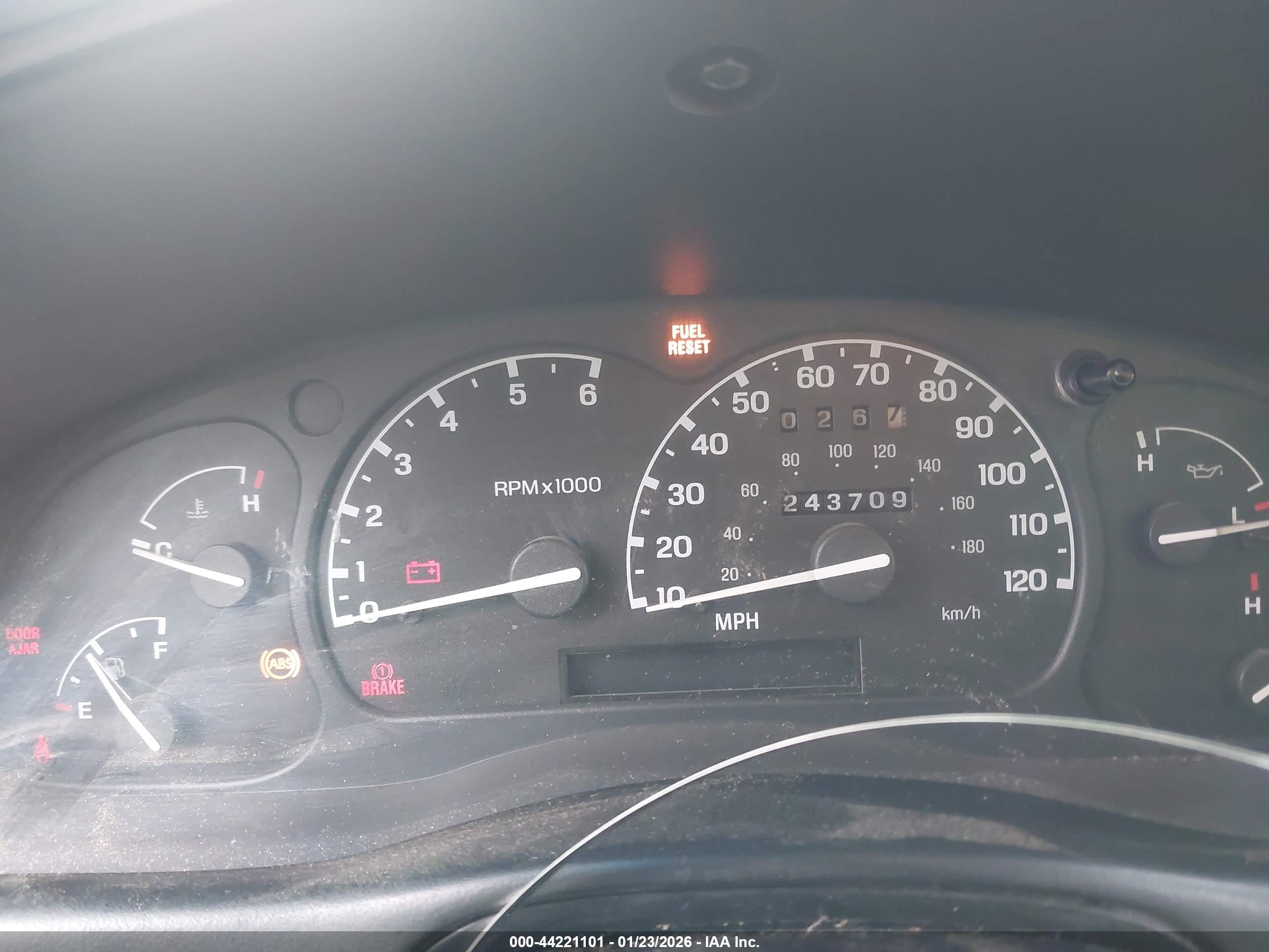 MAZDA B2300 image 7