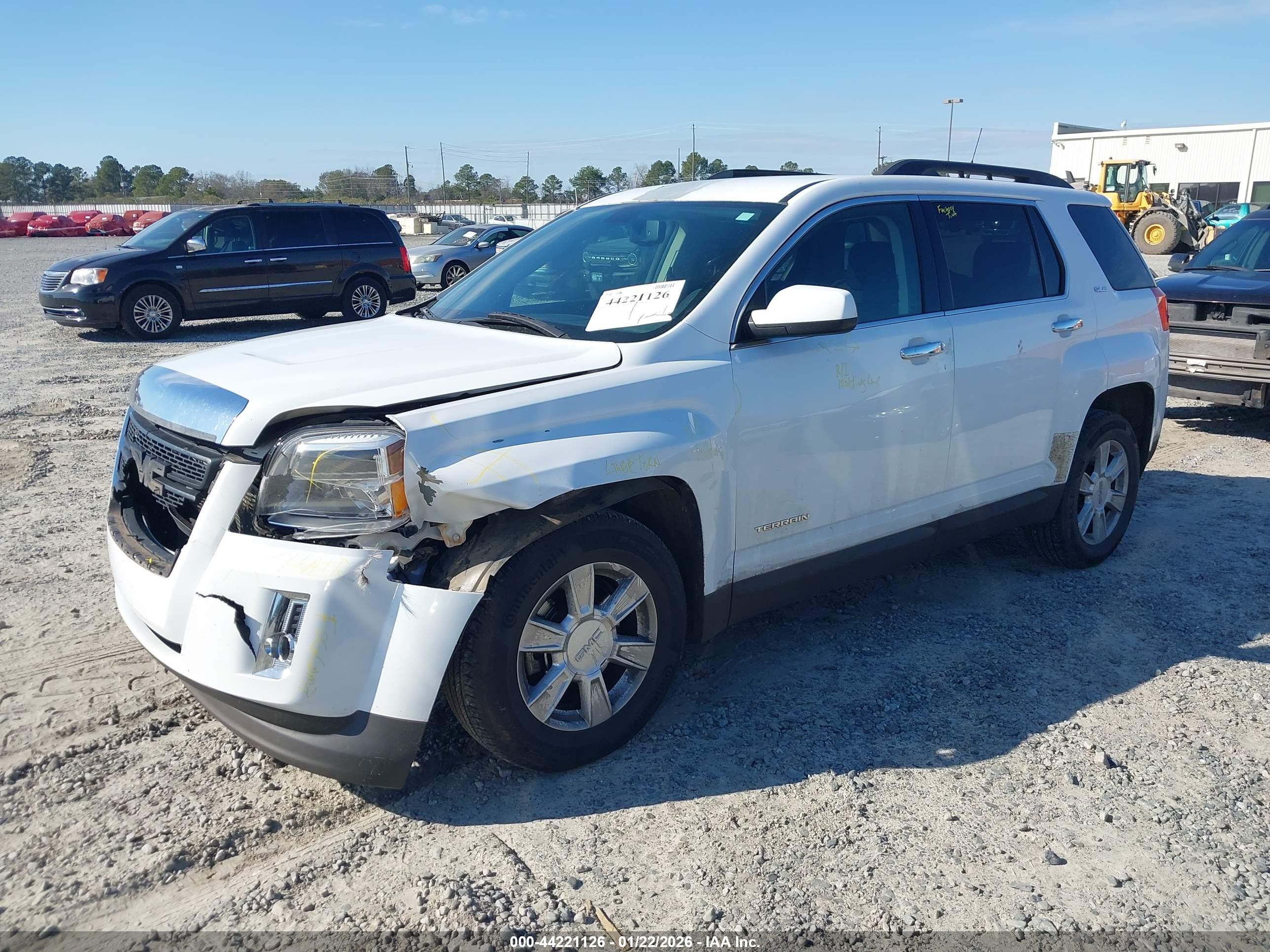 GMC TERRAIN image 2