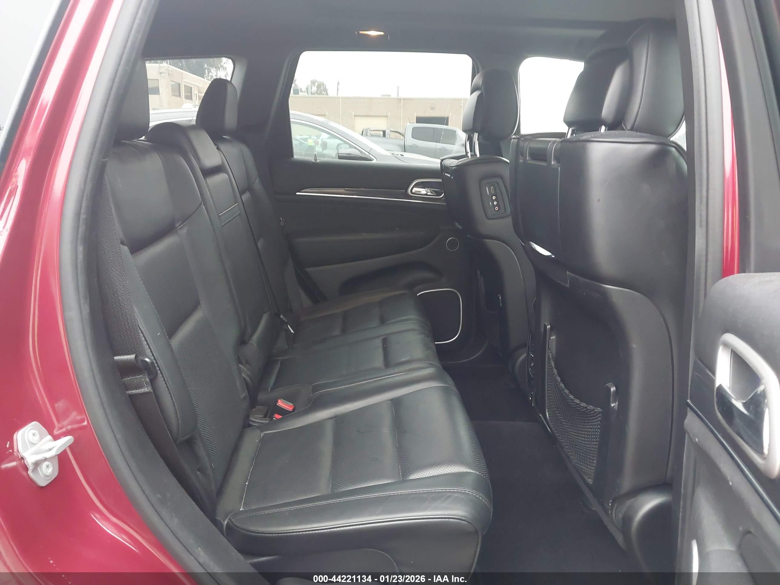 JEEP GRAND image 8