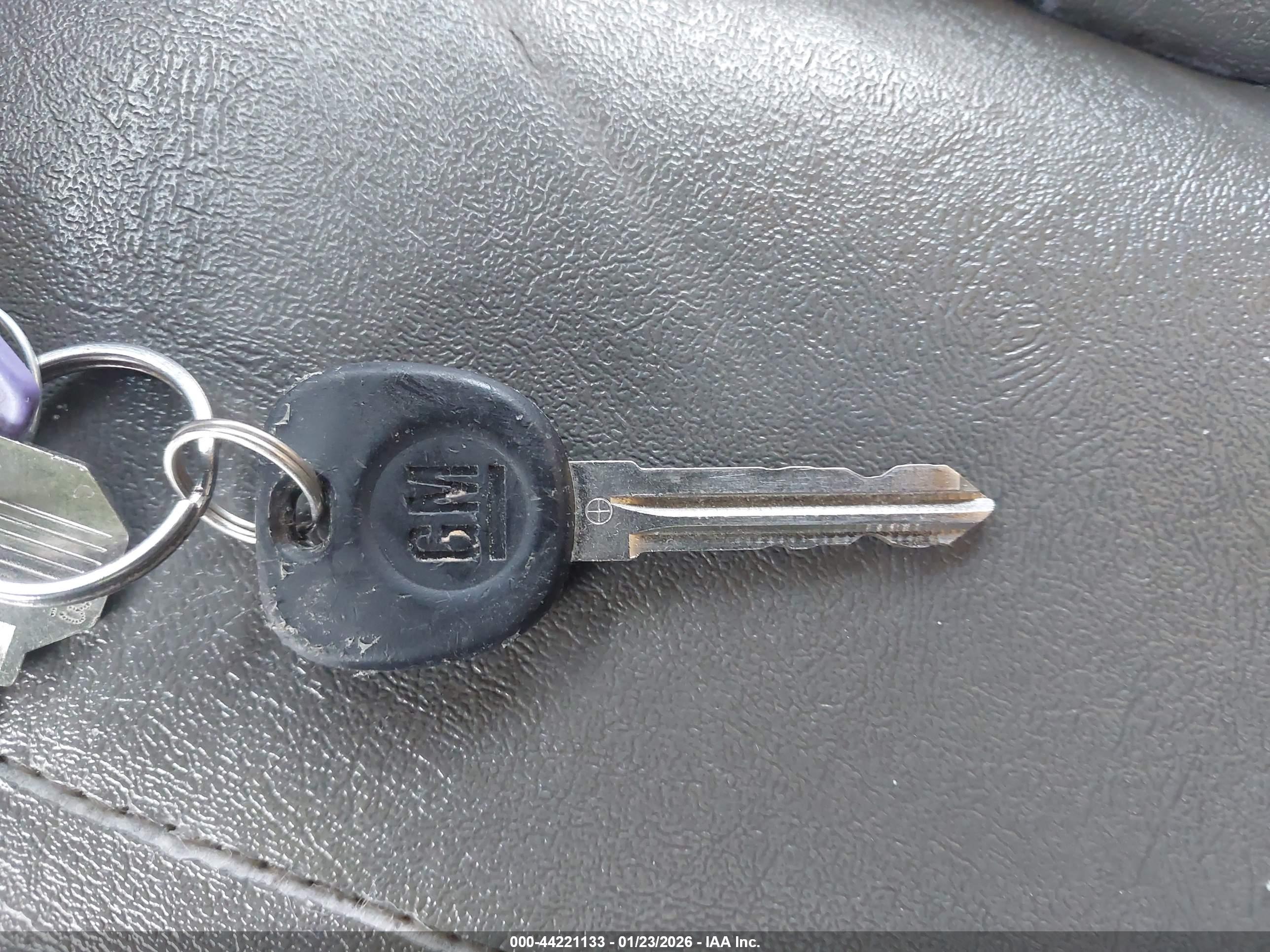 GMC SAVANA image 11
