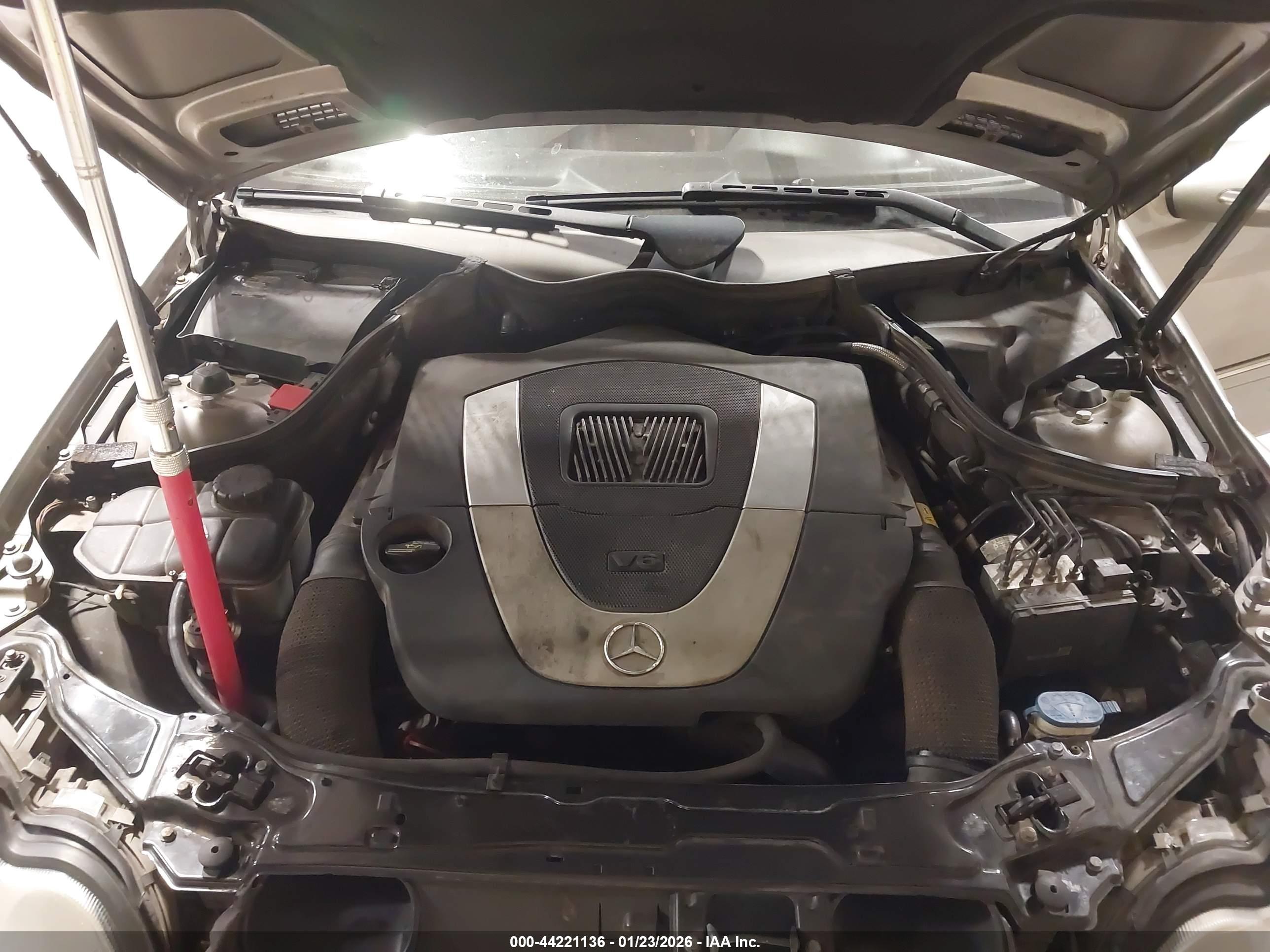 MERCEDES-BENZ C image 10