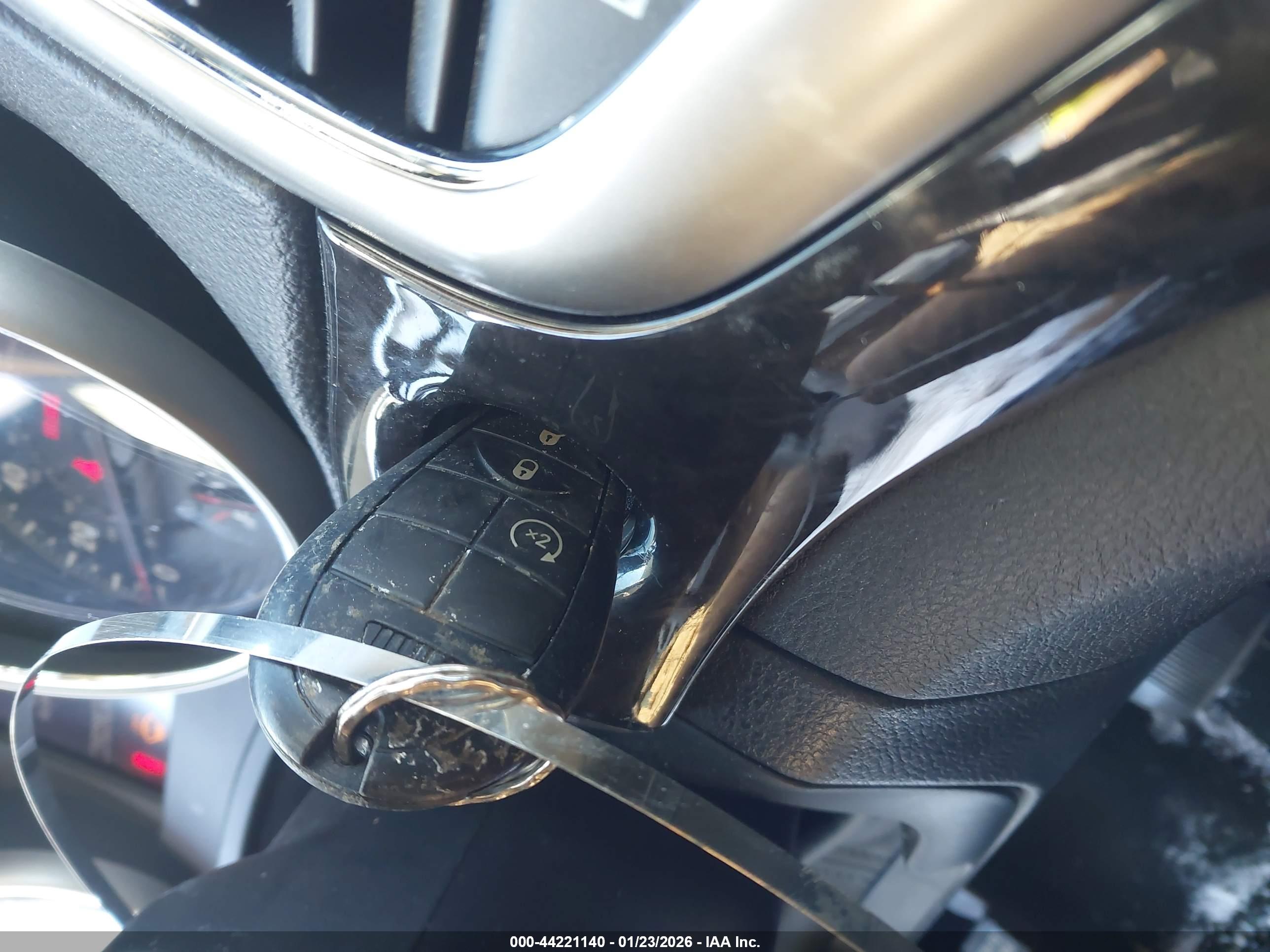 JEEP GRAND image 11