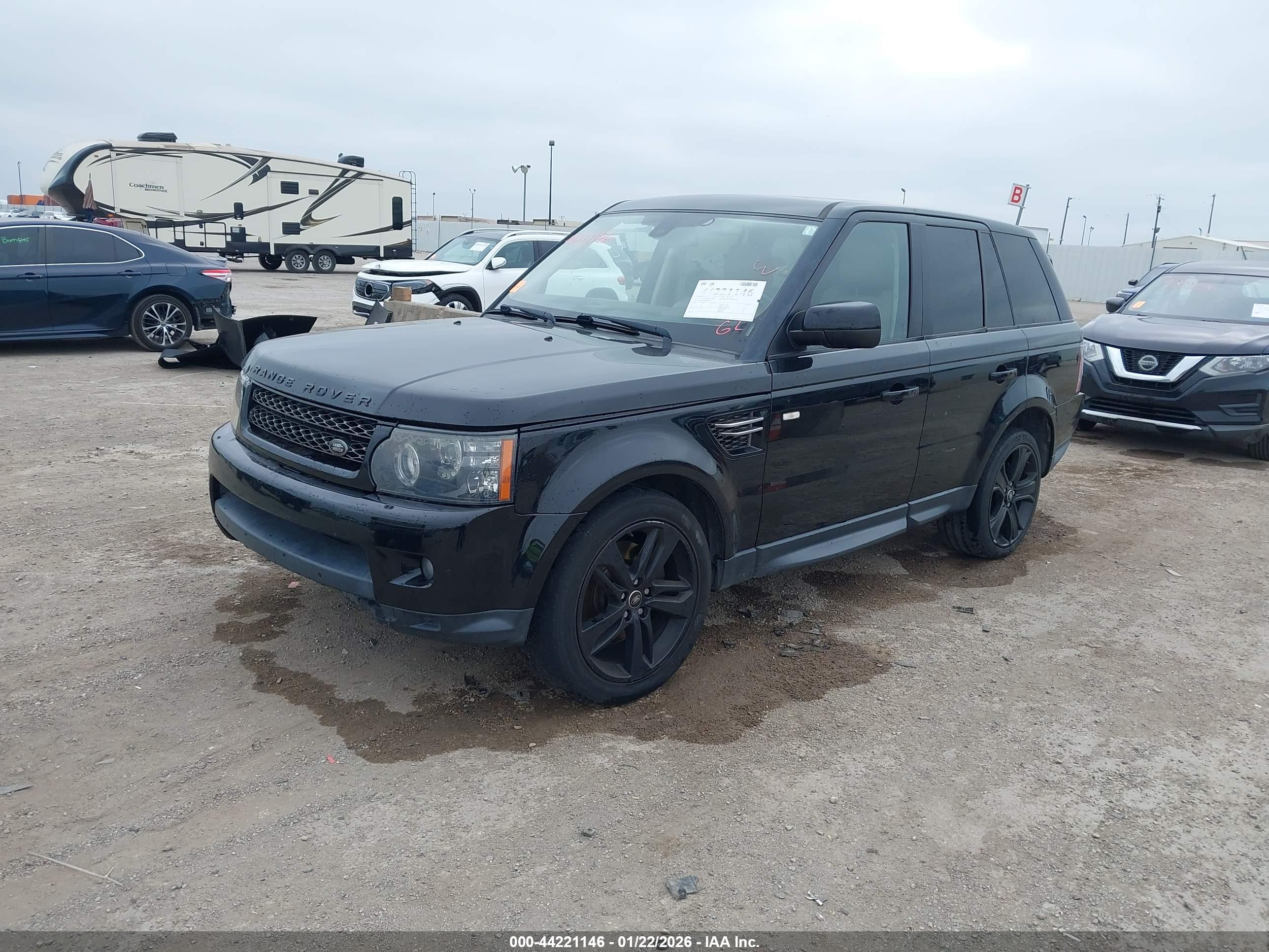 LAND ROVER image 2