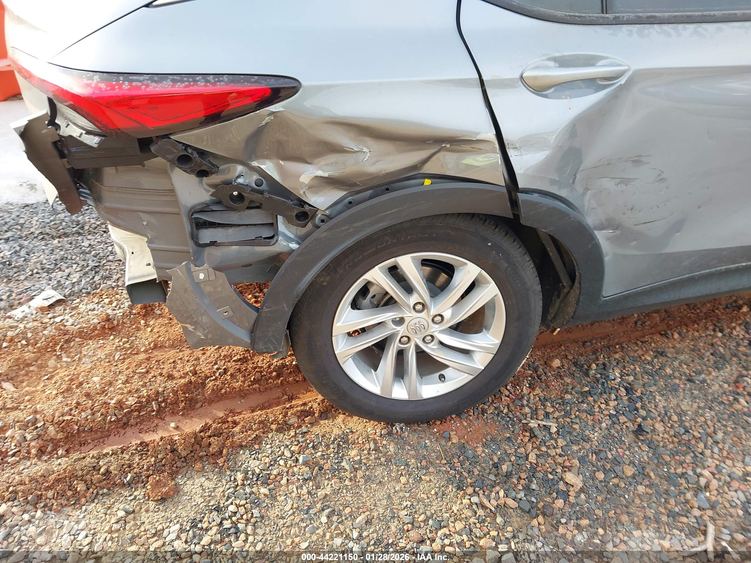 BUICK ENVISTA image 6