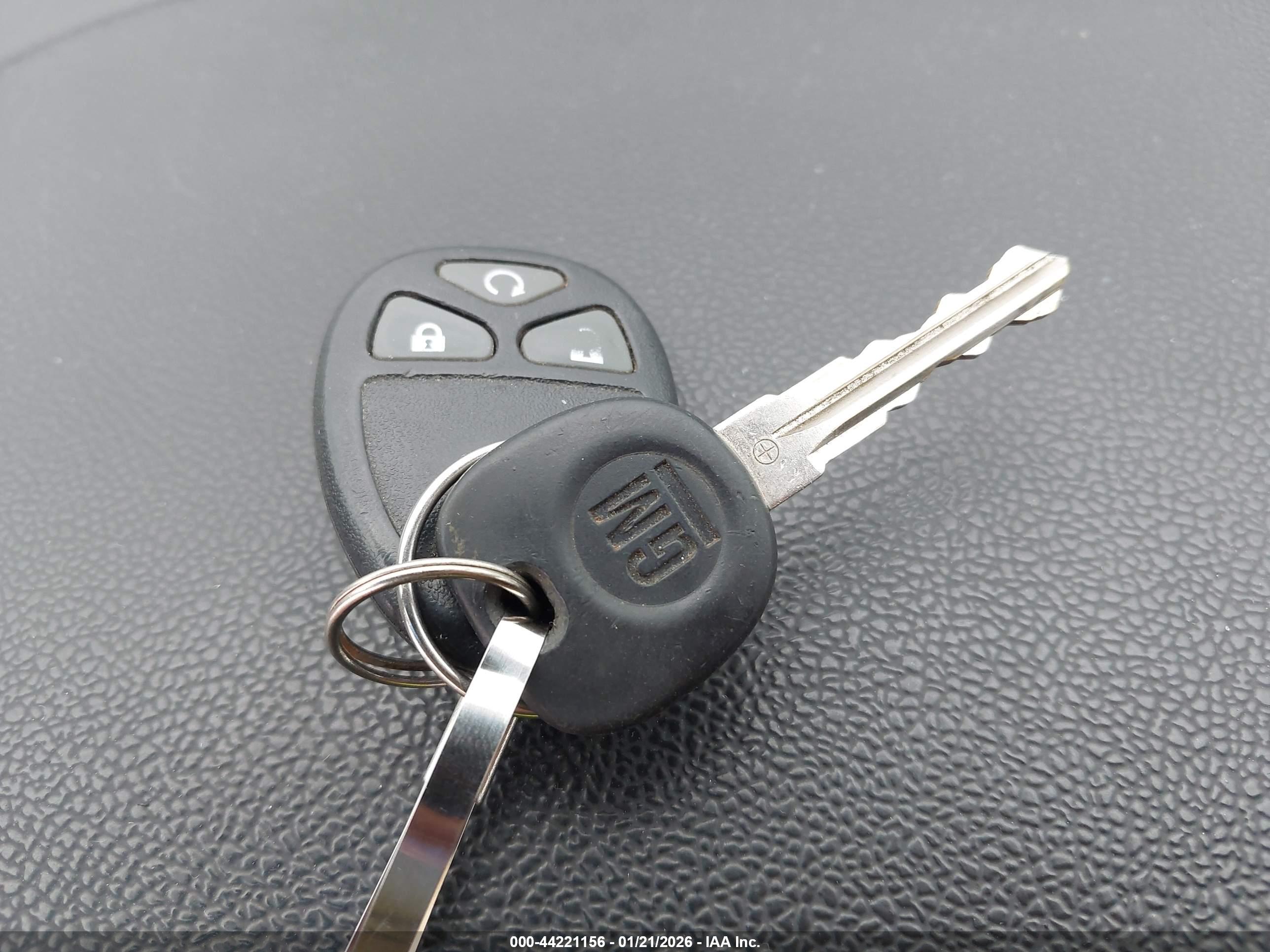 CHEVROLET SILVERADO image 11