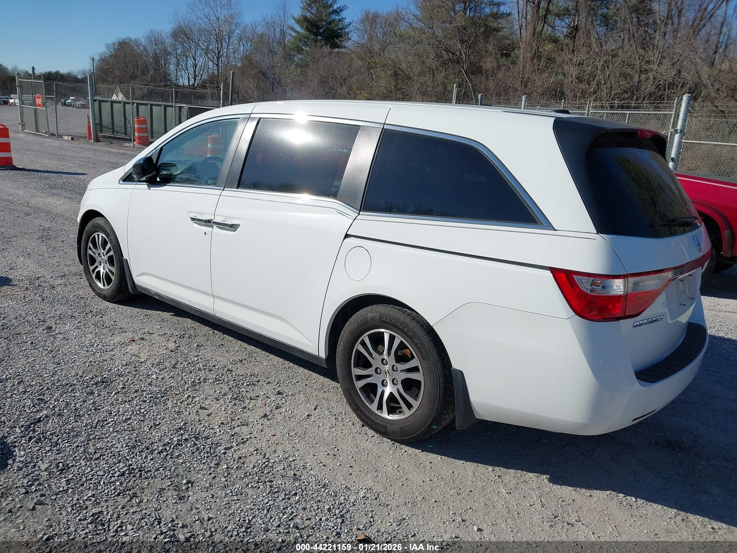 HONDA ODYSSEY image 3