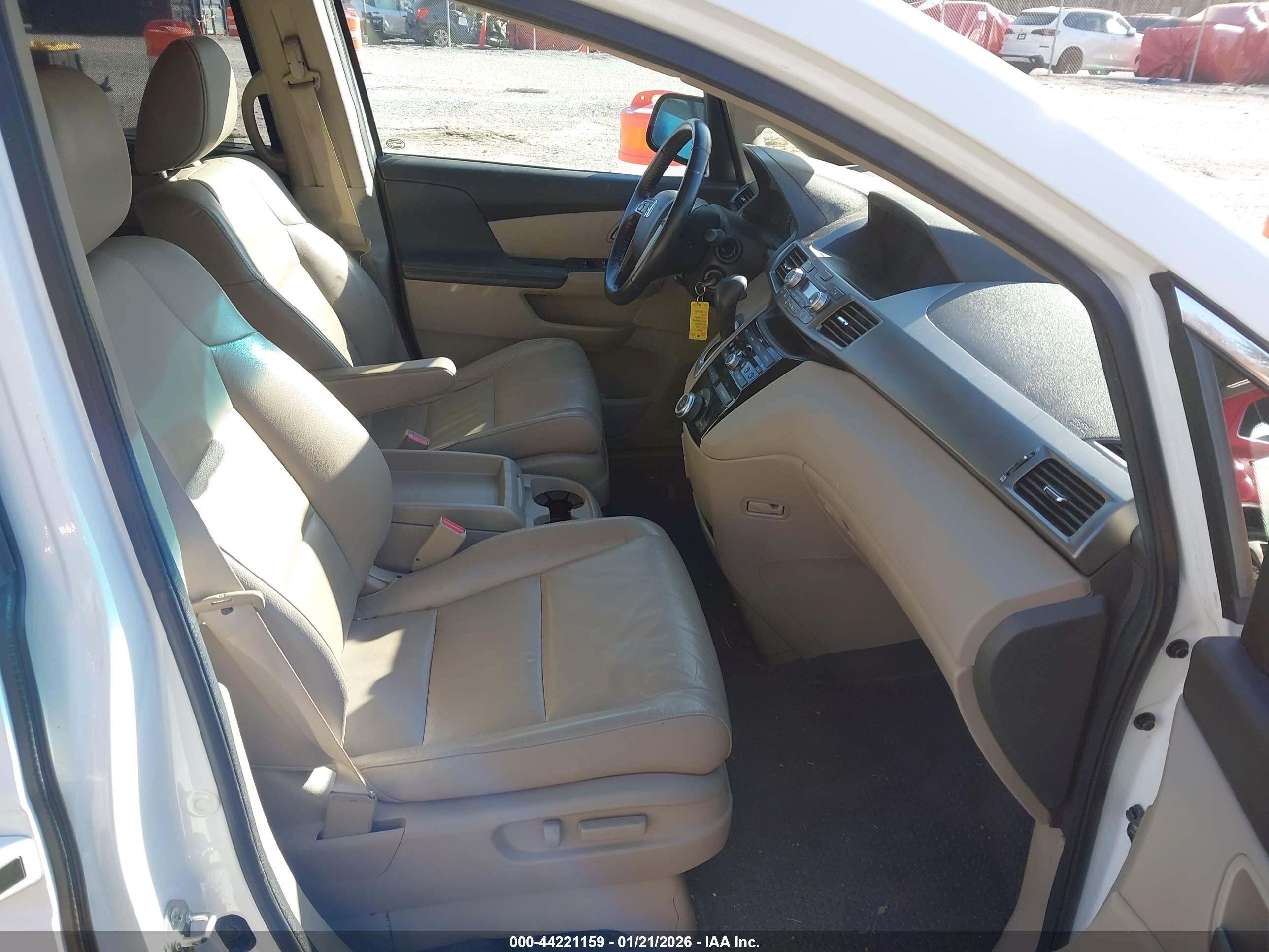 HONDA ODYSSEY image 5
