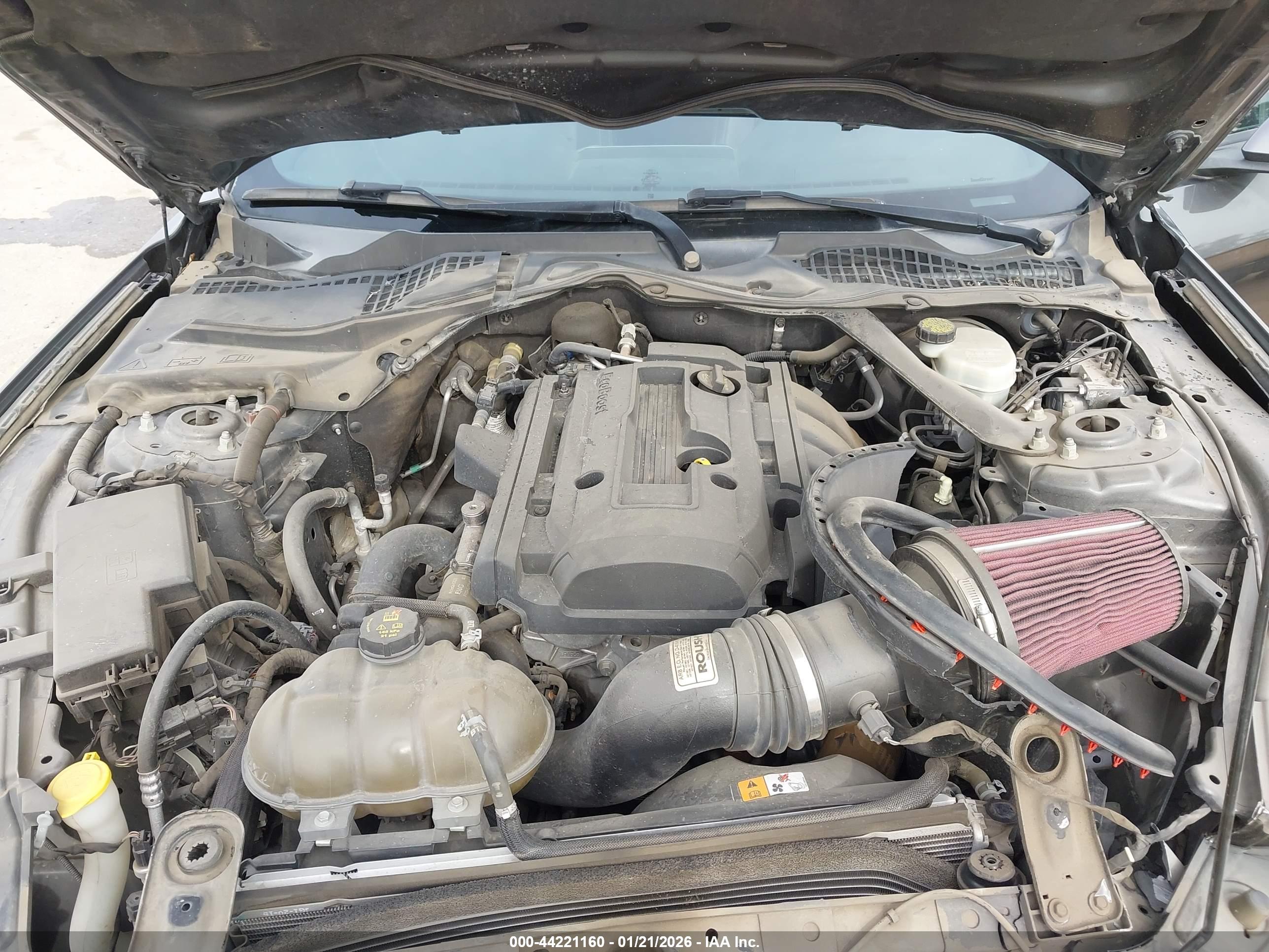 FORD MUSTANG image 10