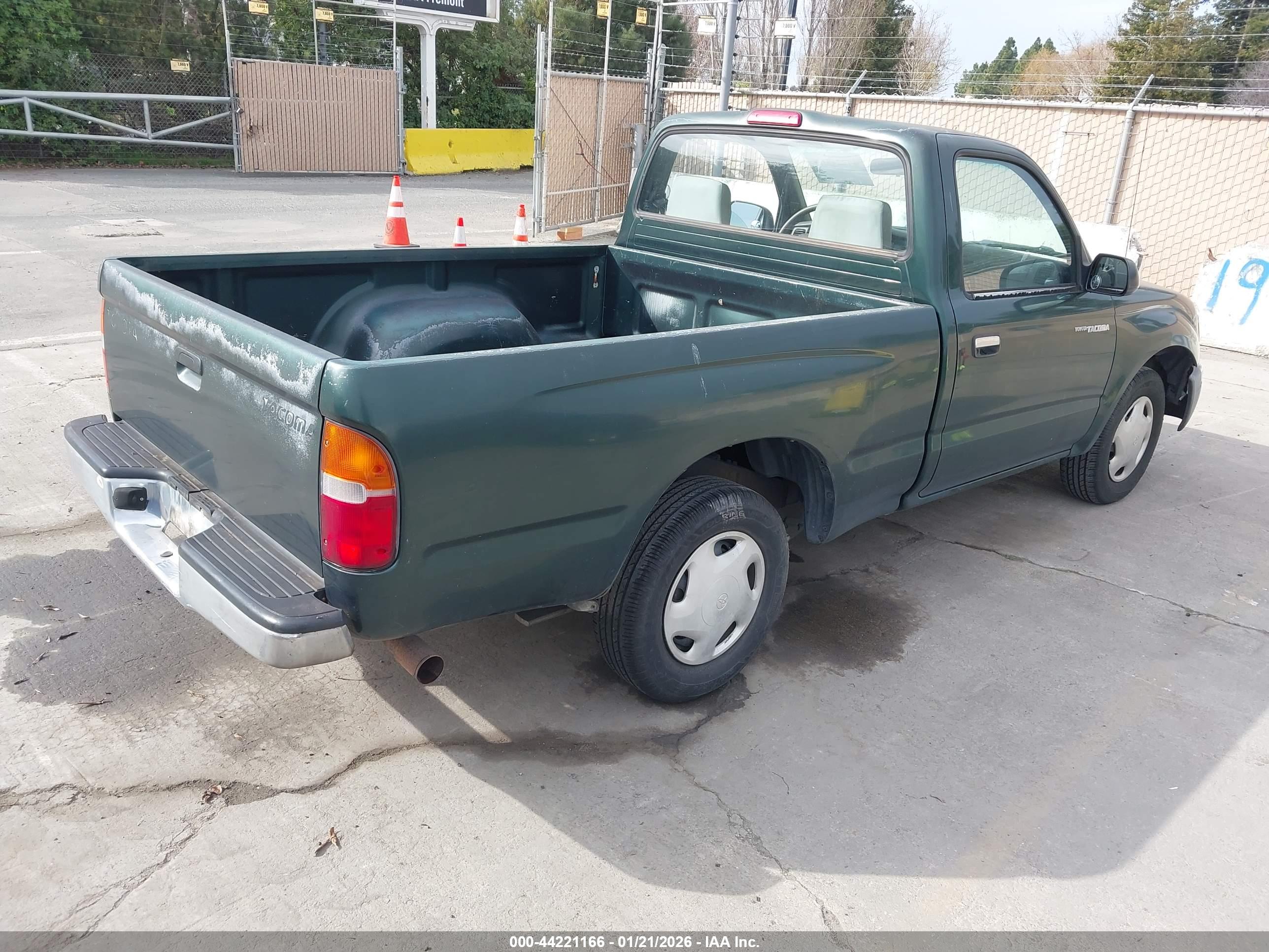 TOYOTA TACOMA image 4