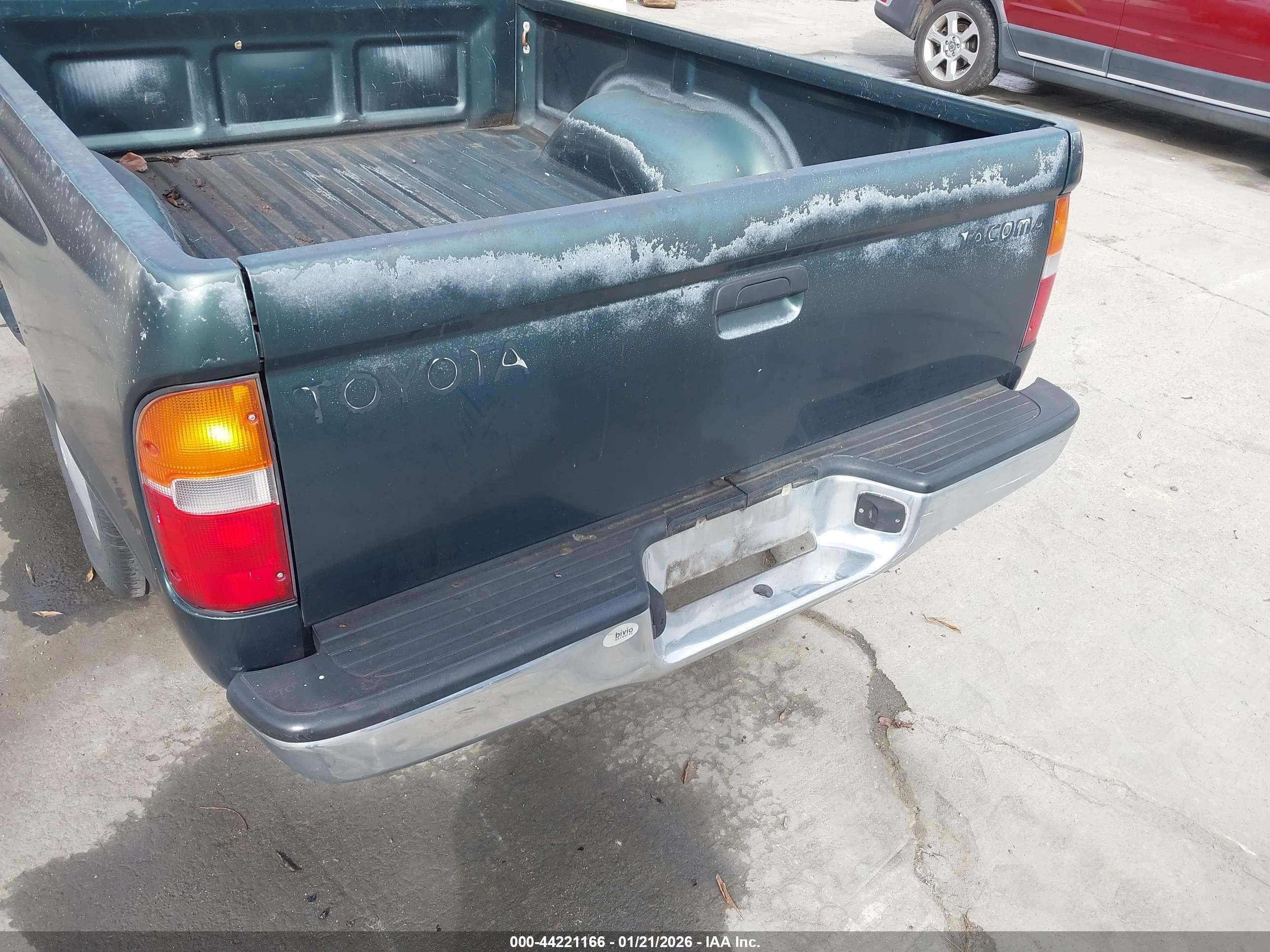 TOYOTA TACOMA image 6
