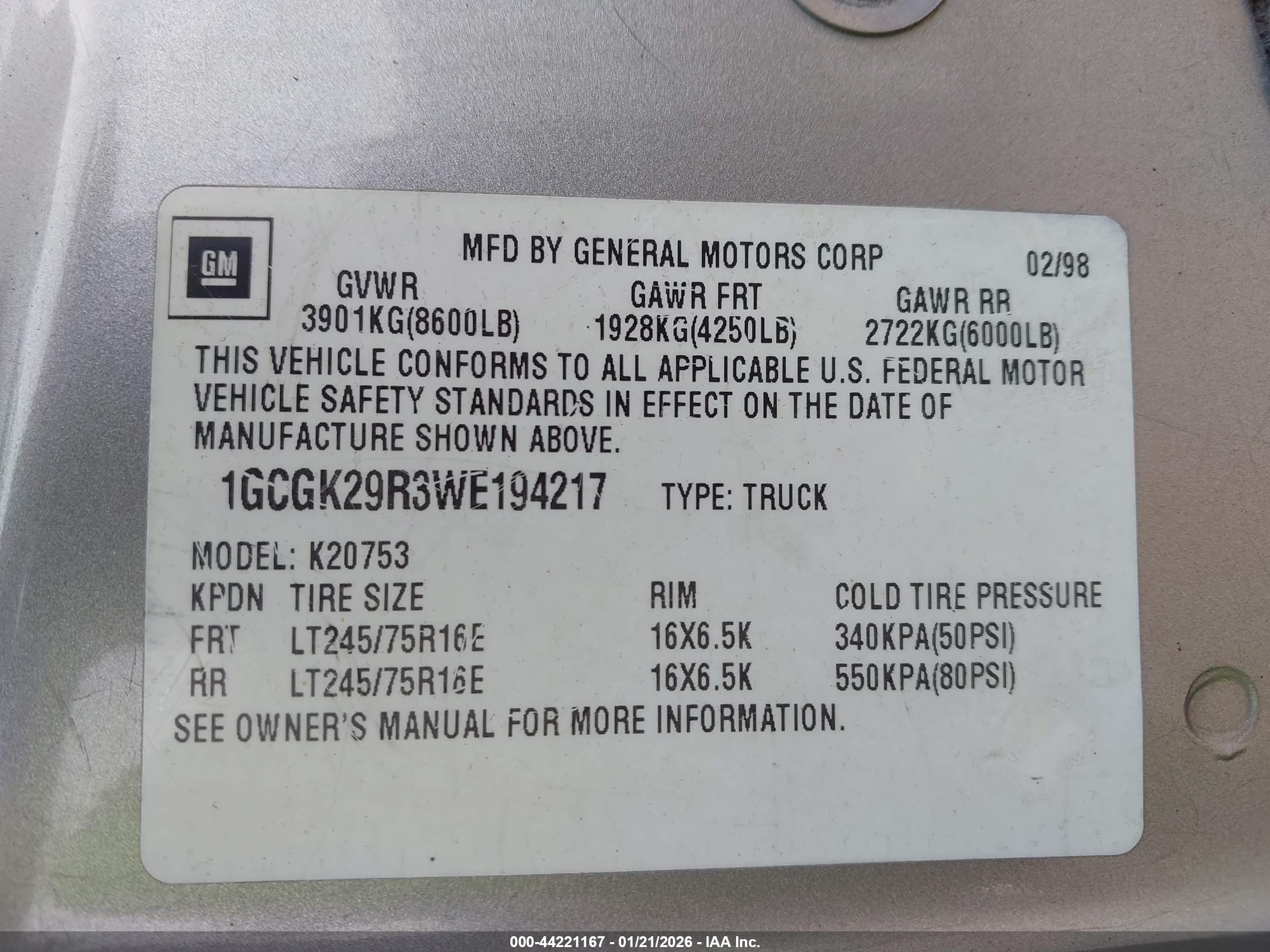 CHEVROLET K2500 image 9