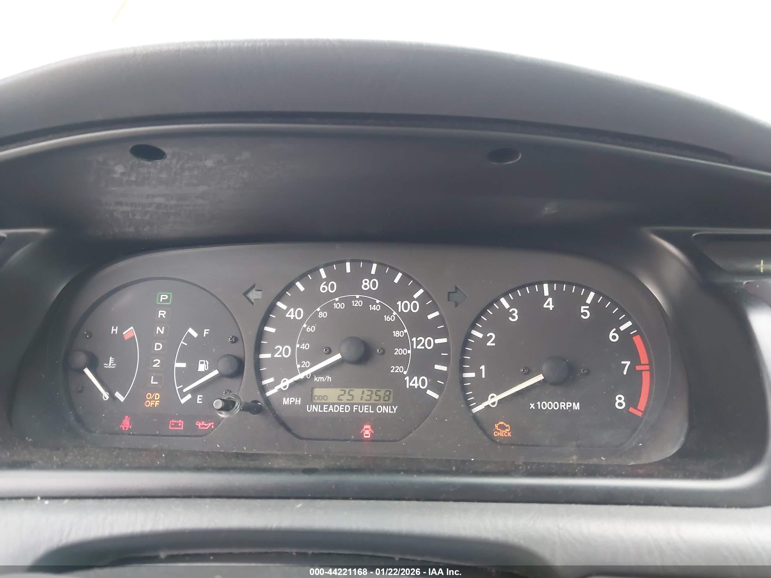 TOYOTA CAMRY image 7