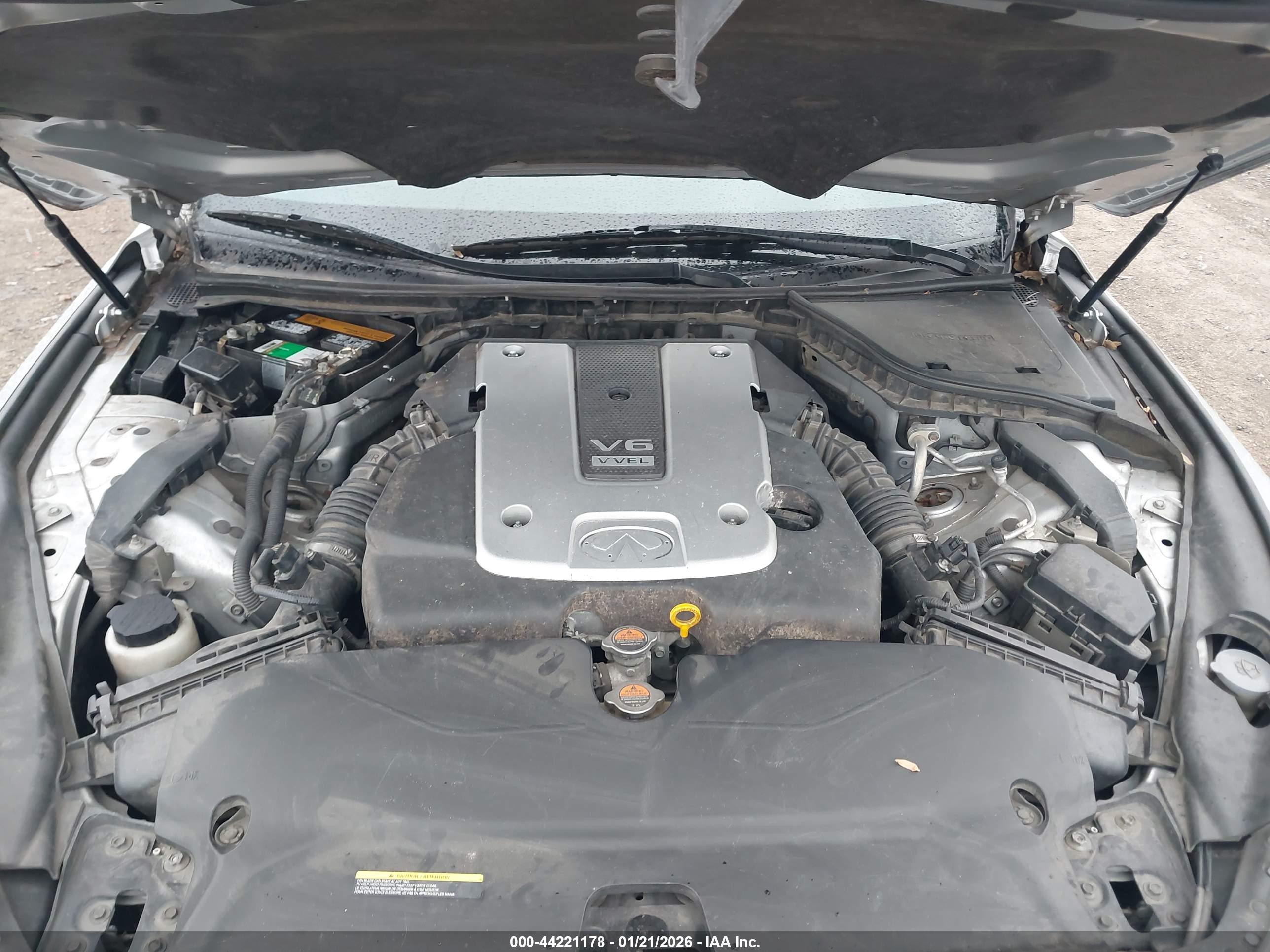 INFINITI Q50 image 10