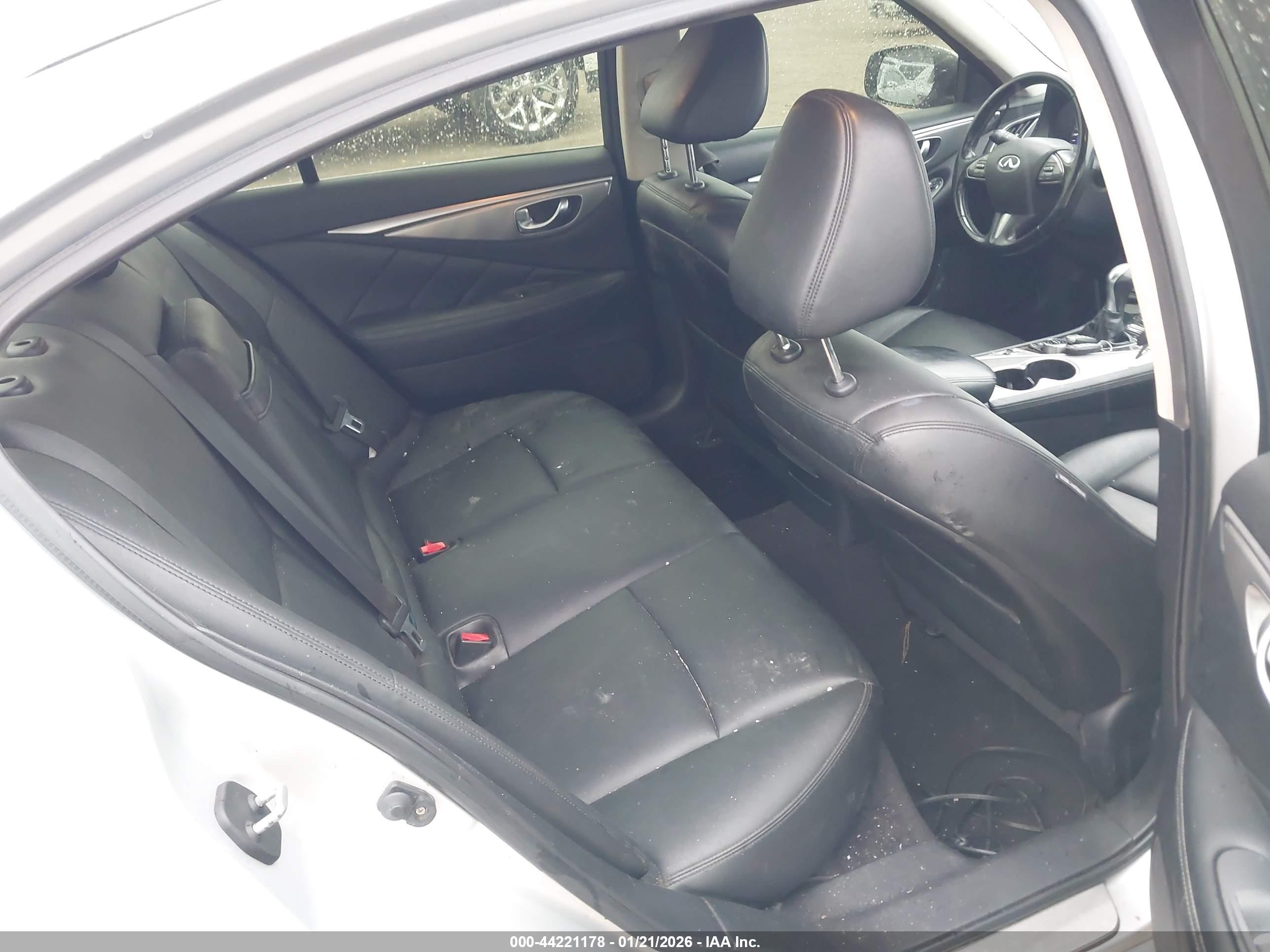 INFINITI Q50 image 8