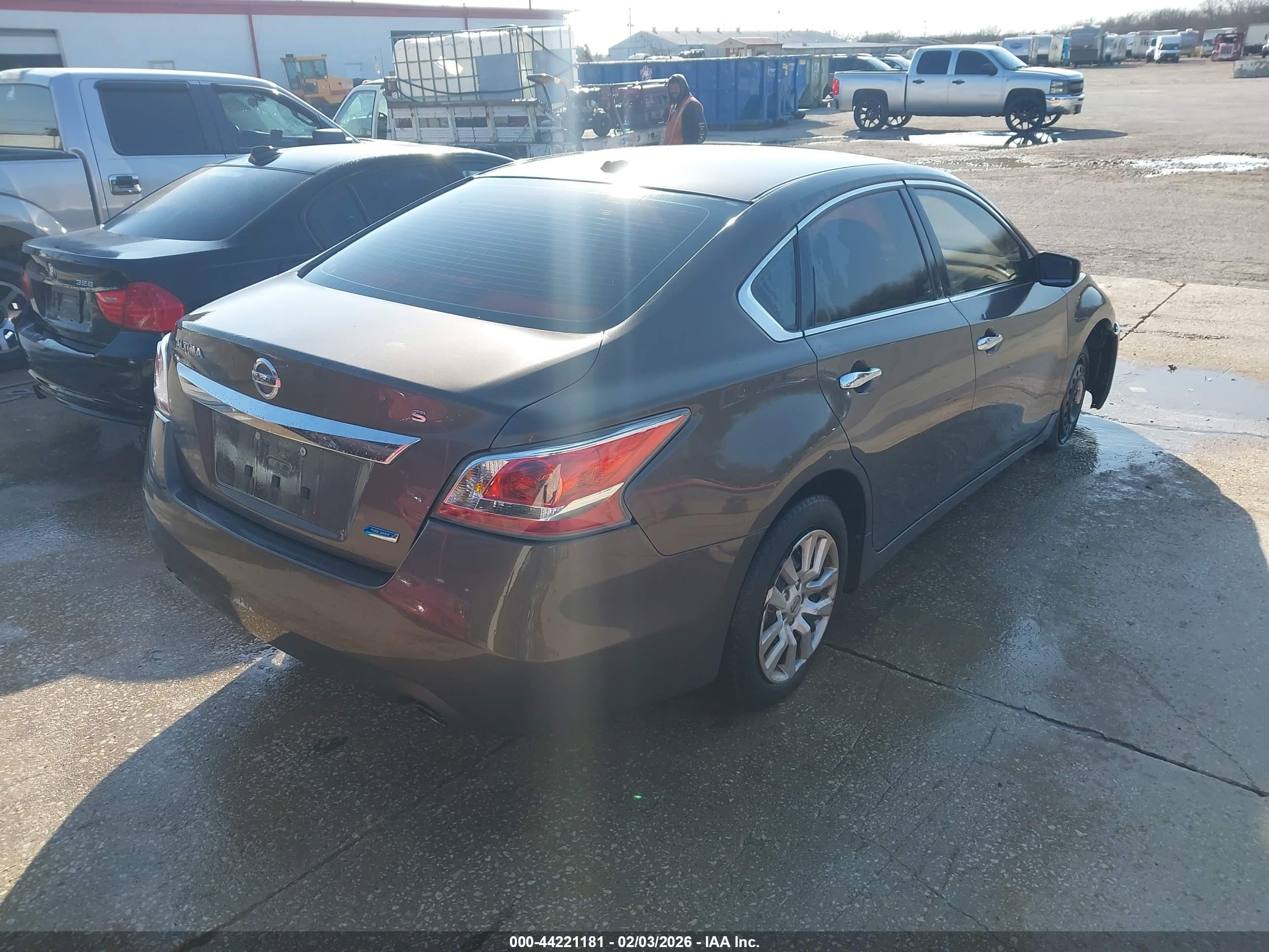 NISSAN ALTIMA image 4